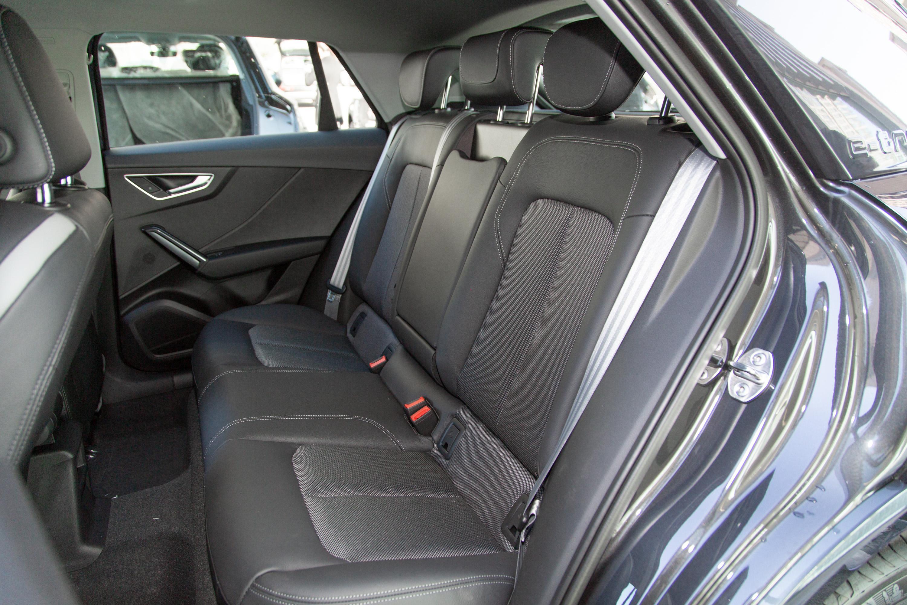 奥迪q2l纯电动车头座椅气囊