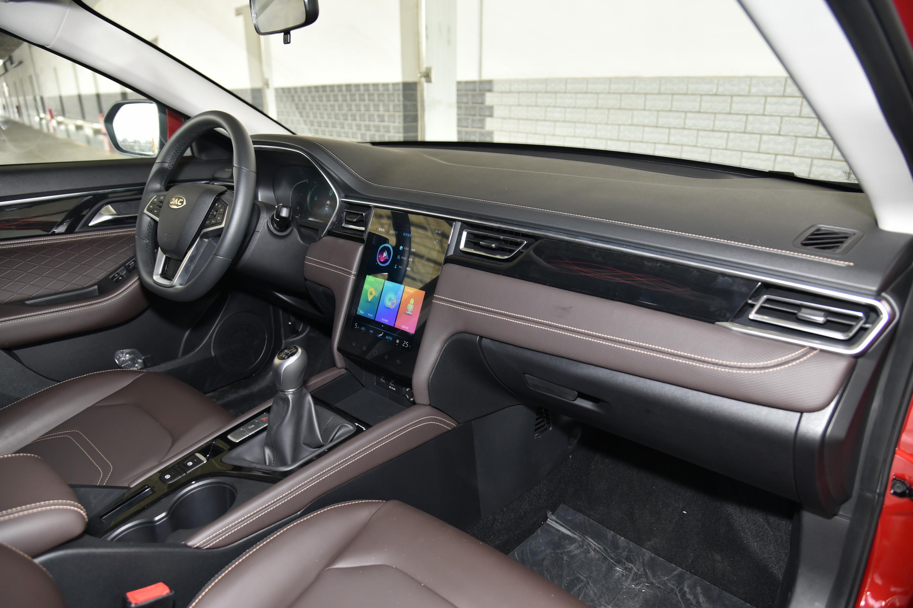 嘉悦a5内饰-后排-发动机-易车