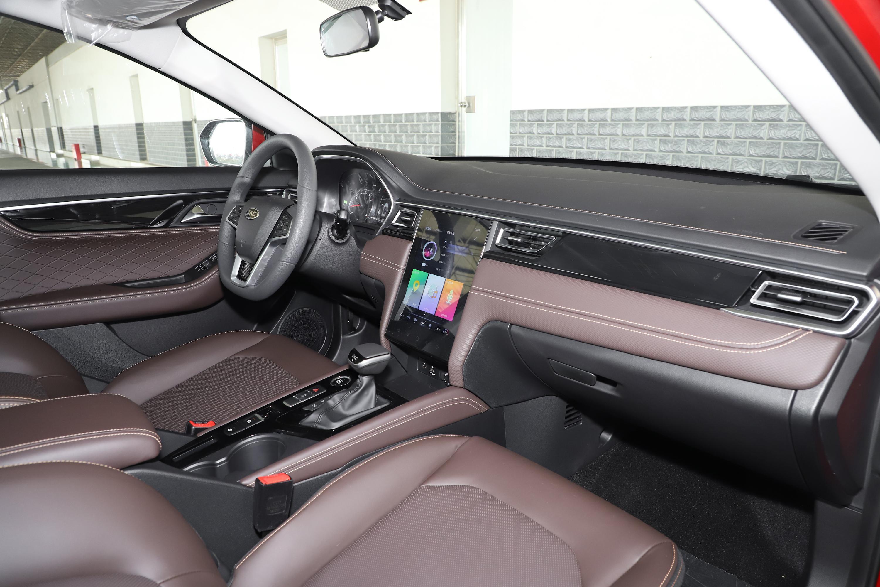 嘉悦a5内饰-后排-发动机-易车