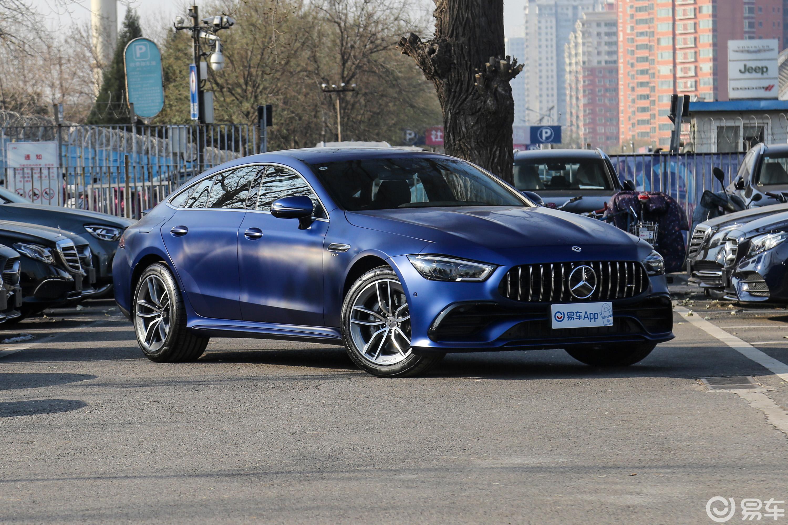 【奔驰gt amg2019款amg gt 50 四门跑车侧前45度车头向右水平汽车图片