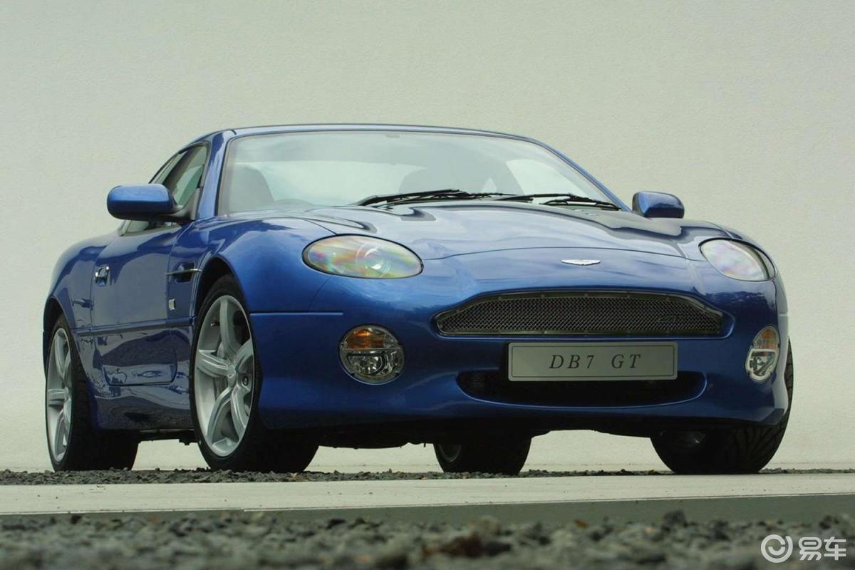 阿斯顿马丁db7