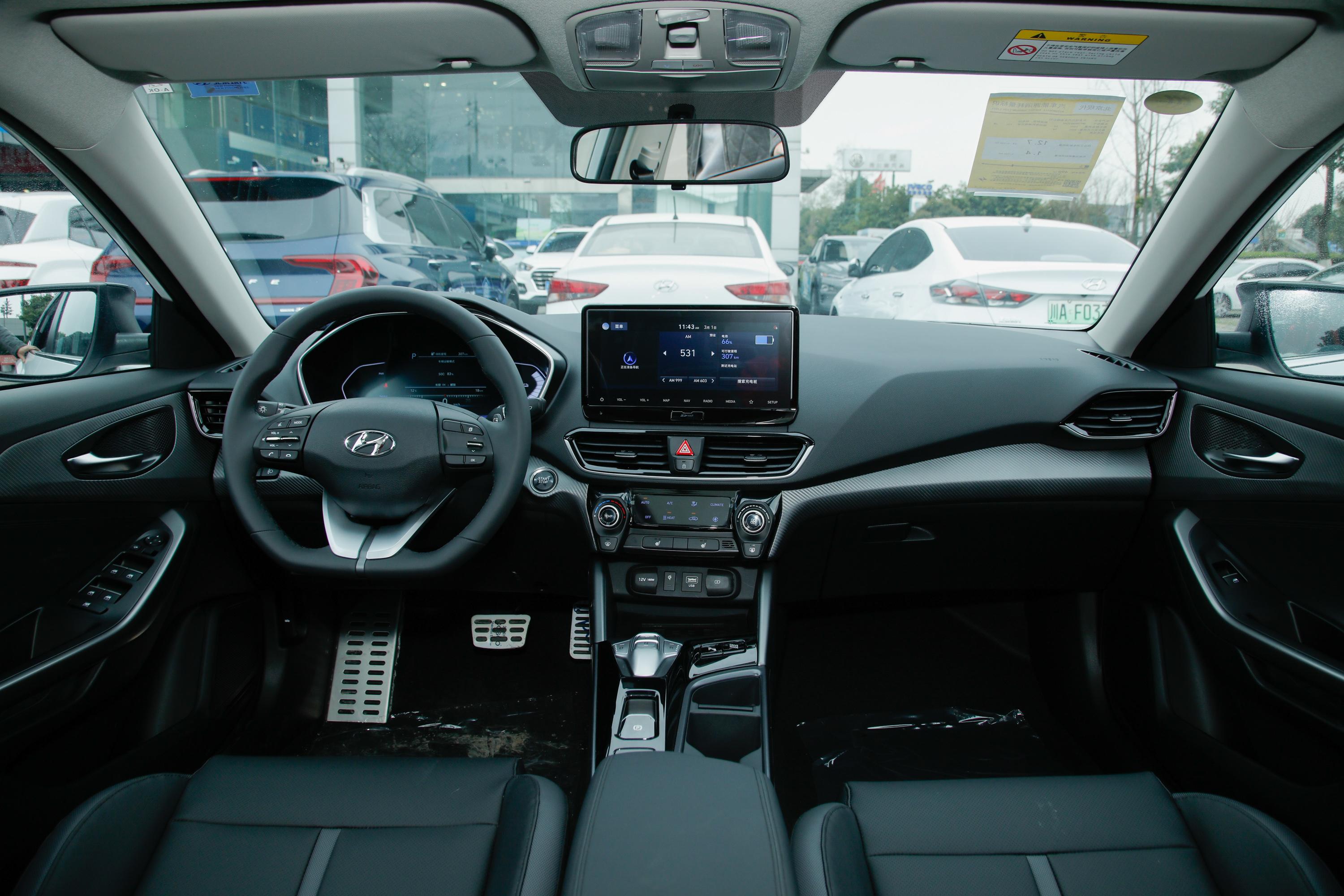 菲斯塔纯电动车尾座椅气囊