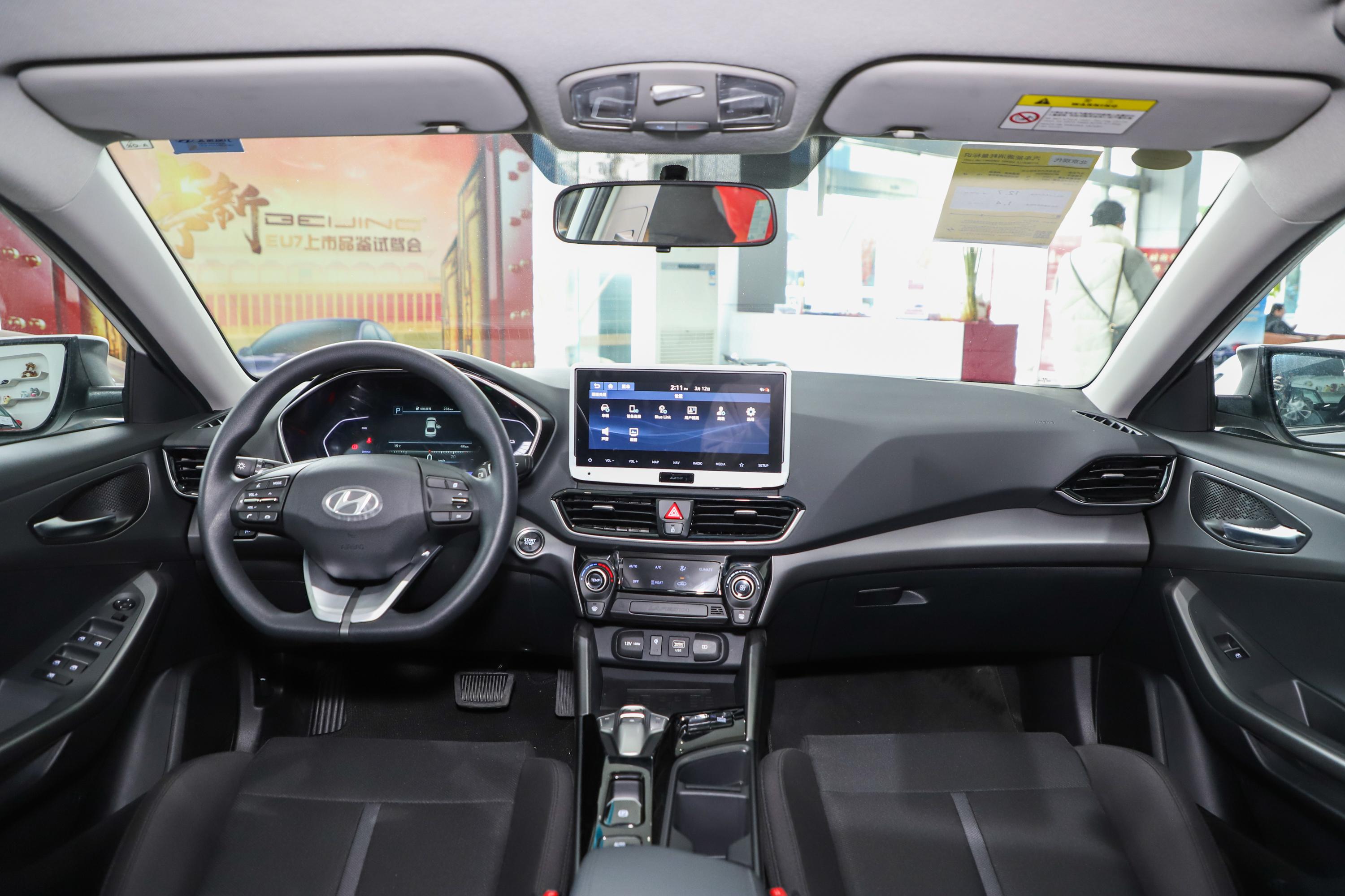 菲斯塔 纯电动车灯-座椅-气囊-易车