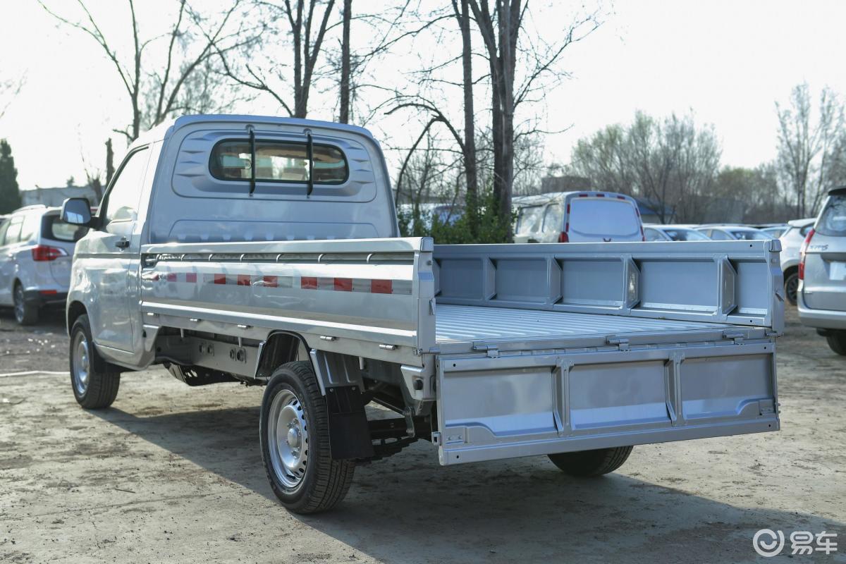 1.5l 手动 单排 国vi