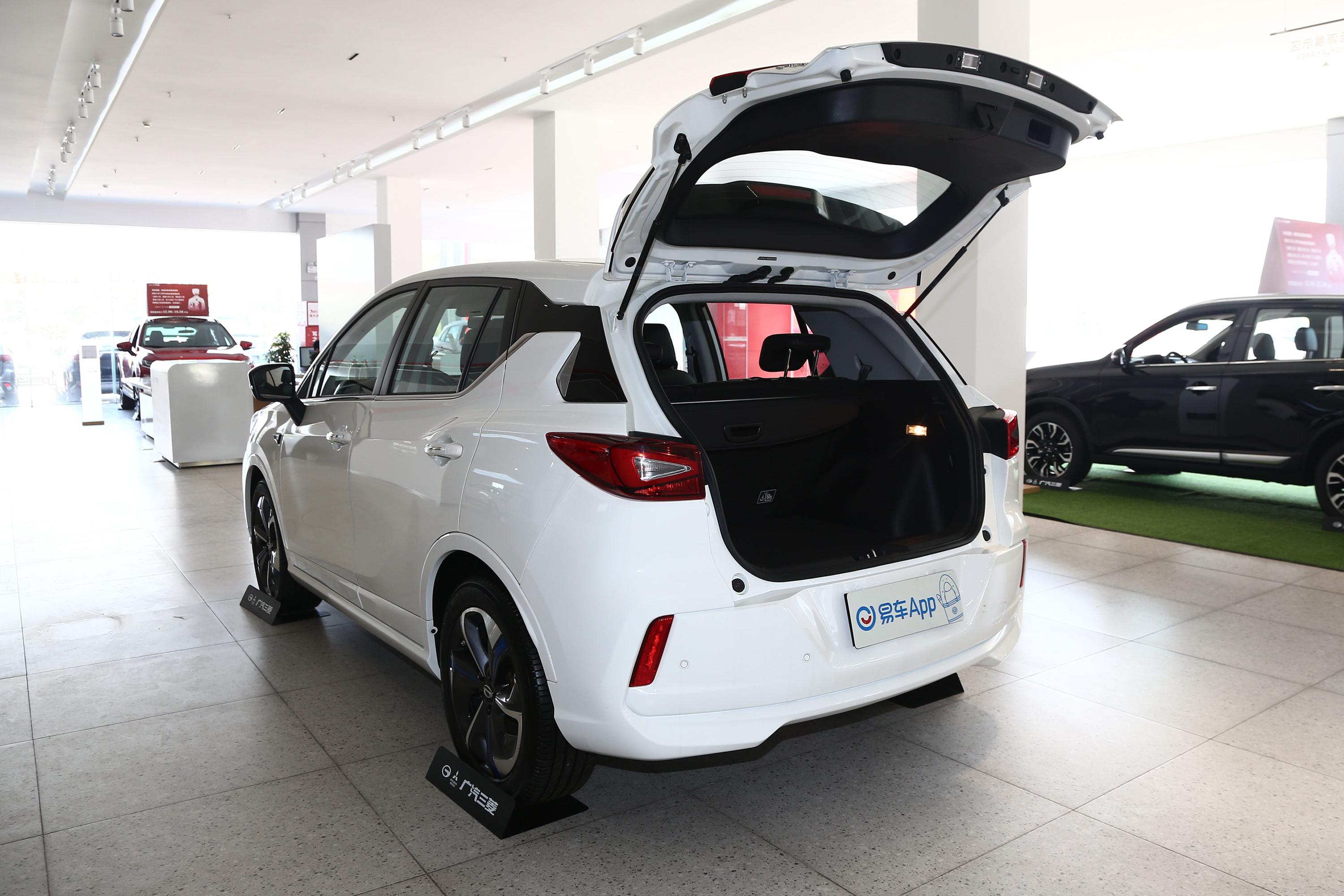 祺智ev车头-方向盘-气囊-易车