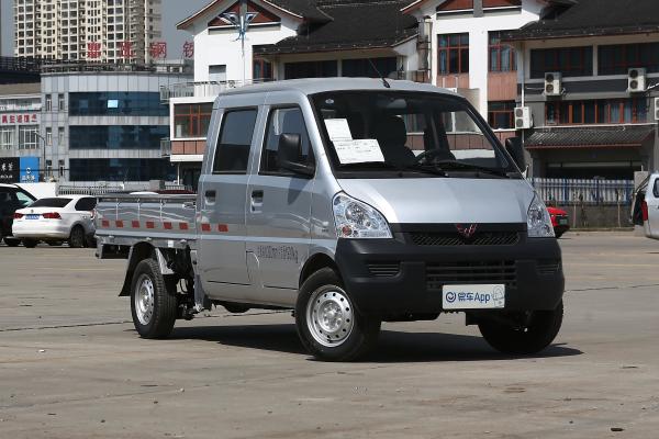 79萬元起_汽車新聞】-易車_五菱淄博友好山泉路店店