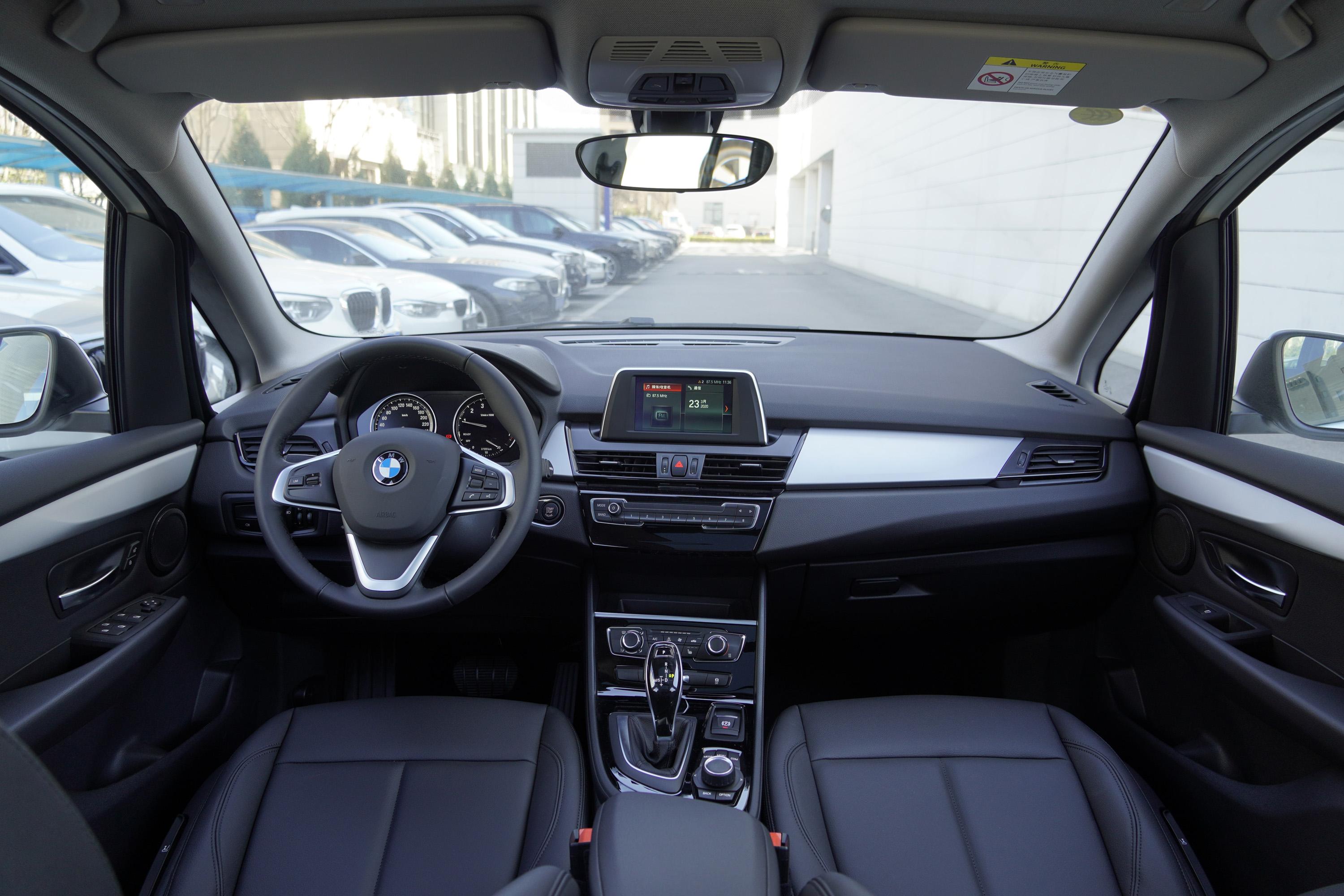 宝马2系多功能旅行车车尾-座椅-气囊-易车