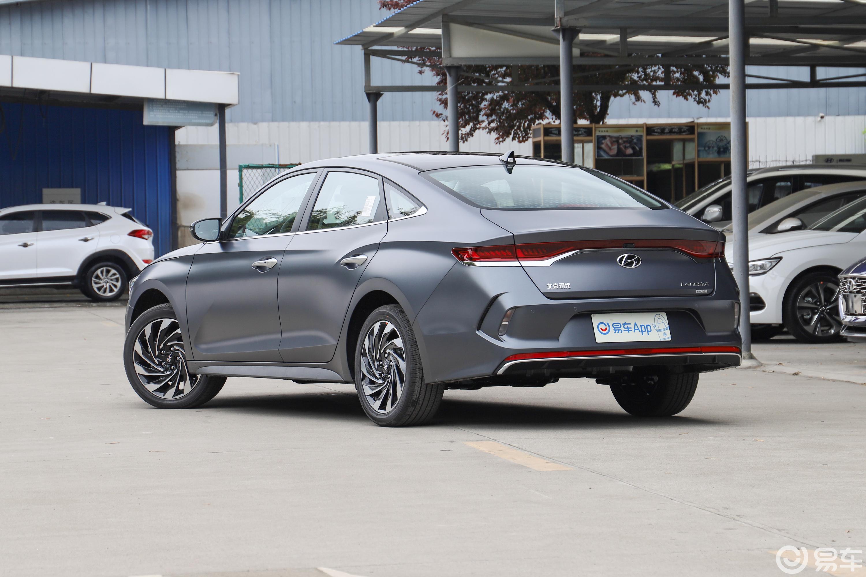 【菲斯塔 纯电动2020款glx 智捷版侧后45度车头向左水平汽车图片-汽车