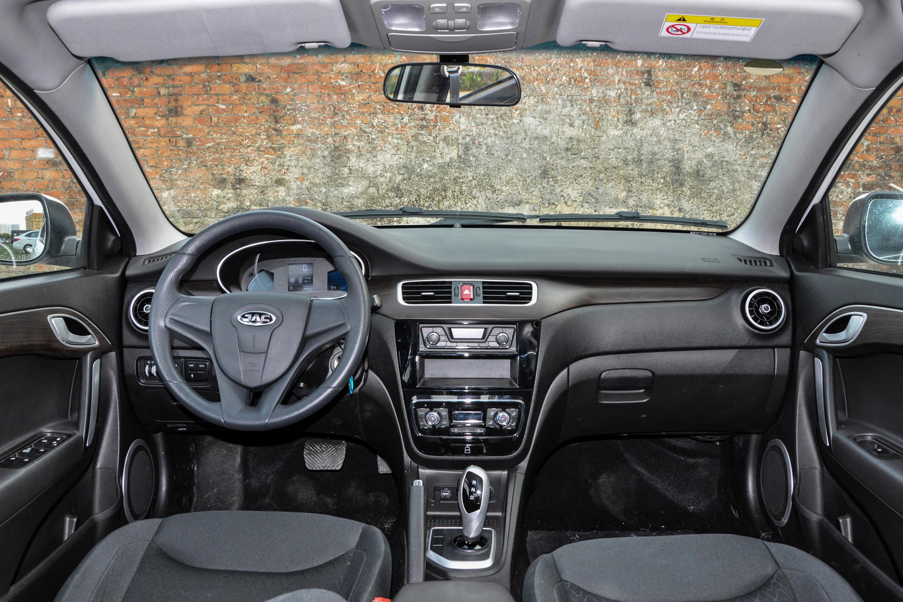 江淮ieva50大灯_方向盘_气囊