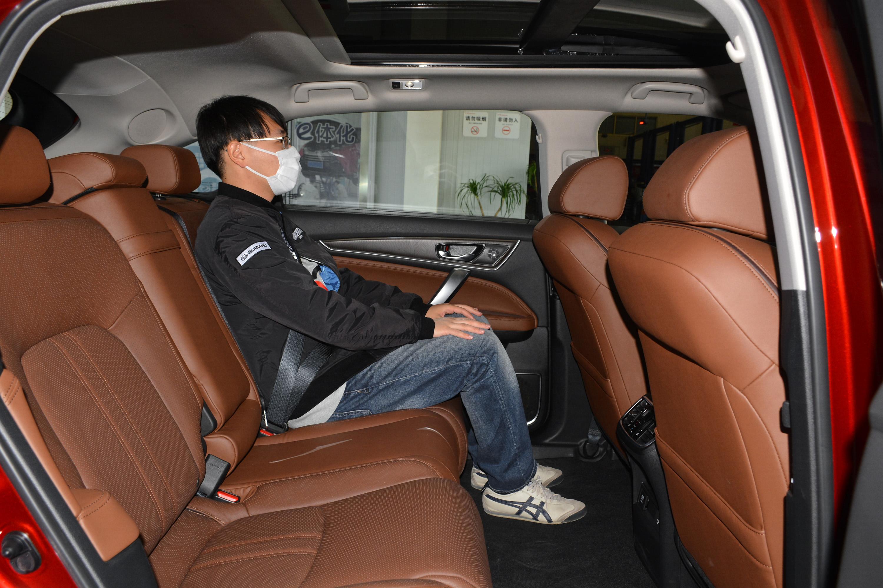 冠道真皮座椅-后排-雷达-易车