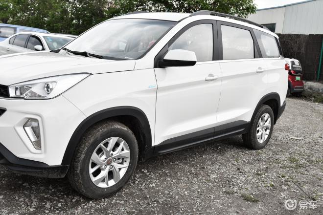 五菱宏光s3 至高补贴4500元