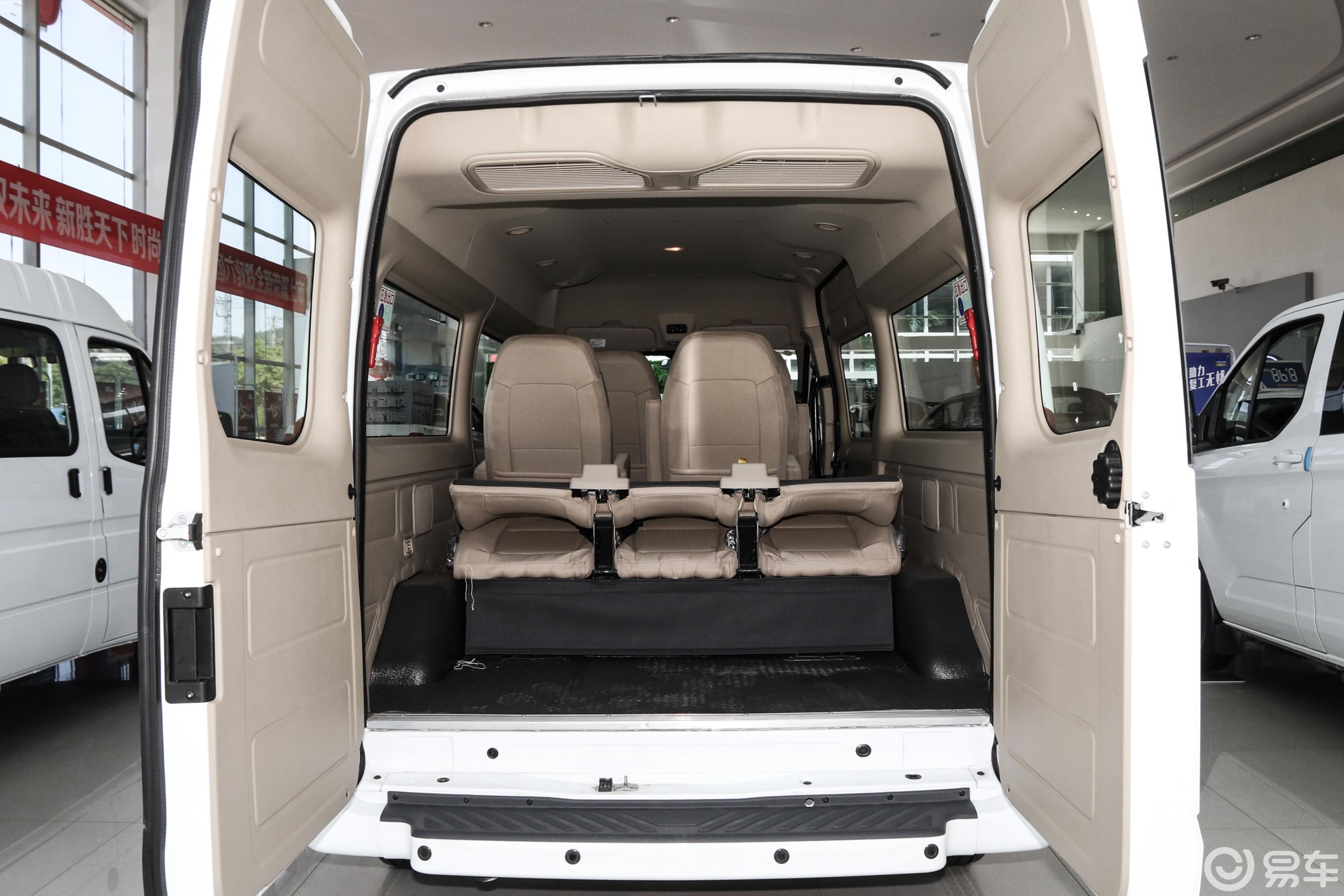 【新世代全顺2016款长轴中顶 2.