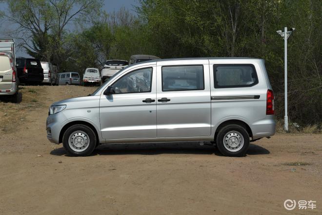 城市物流领导者-五菱宏光v系列4.38万起