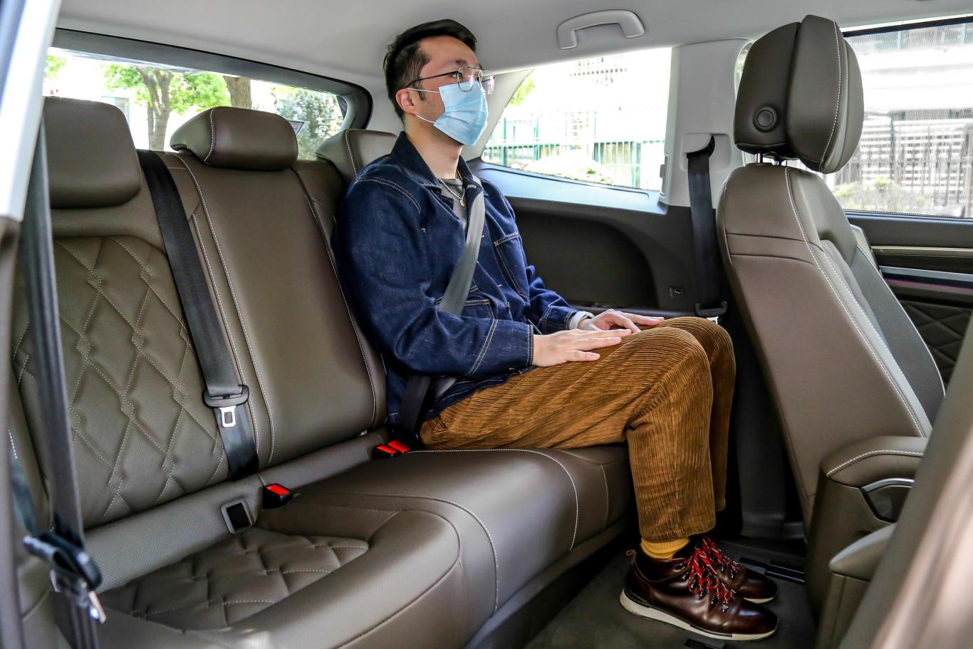 威然380tsi 尊贵版第三排空间体验