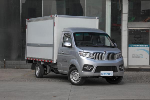 【经济实惠的拉货好帮手 华晨鑫源金杯t30_汽车新闻】-易车_肇庆金晨