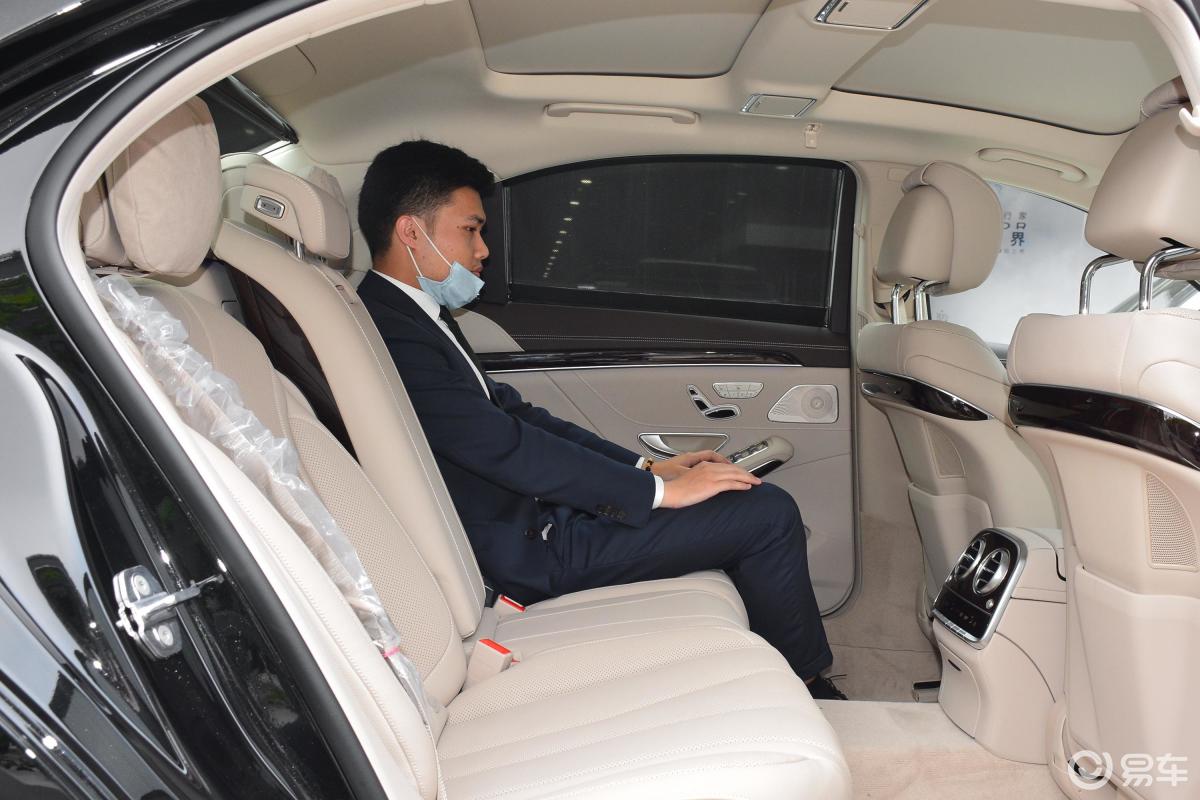 【奔驰s级2020款s 350 l 尊享型 臻藏版后排空间体验汽车图片-汽车
