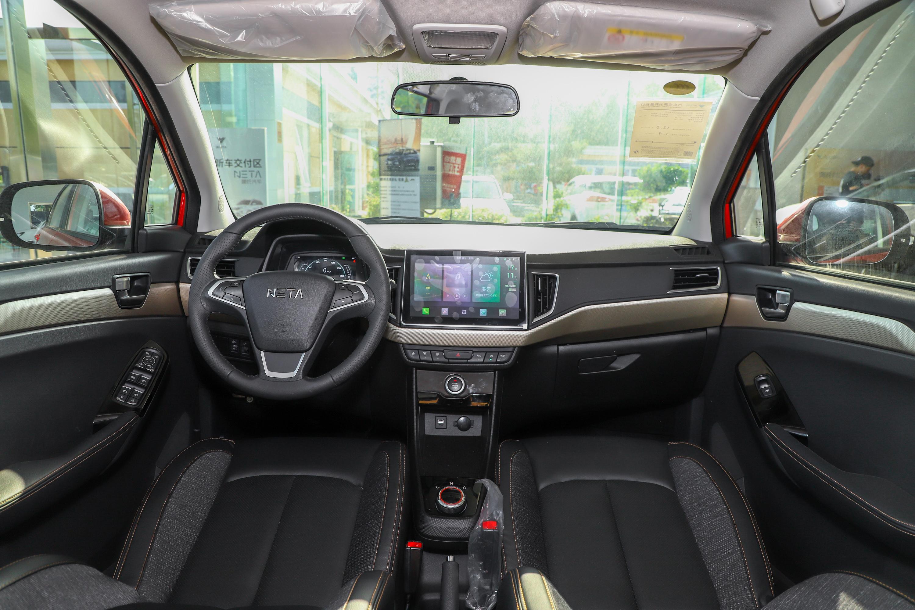 哪吒n01车灯-座椅-气囊-易车