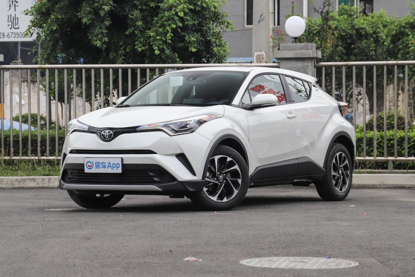 奕泽2.0l cvt 奕驰版侧前45度车头向左水平