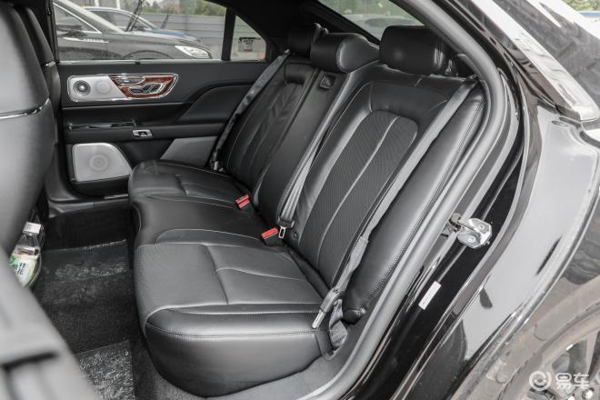 听隔壁老王2708万买了辆林肯大陆小伙伴们都惊呆了