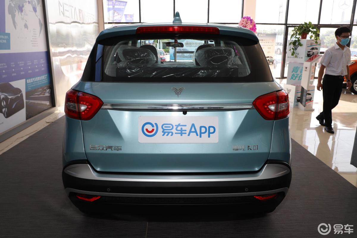 【哪吒n012020款改款 430v正后水平汽车图片-汽车图片大全】-易车