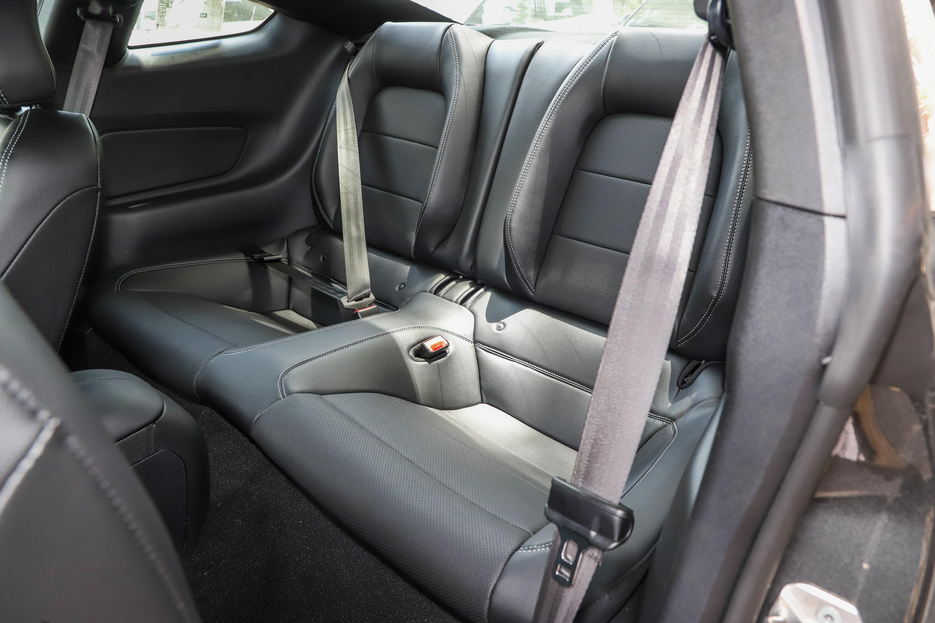 mustang内饰-空间-配置-易车