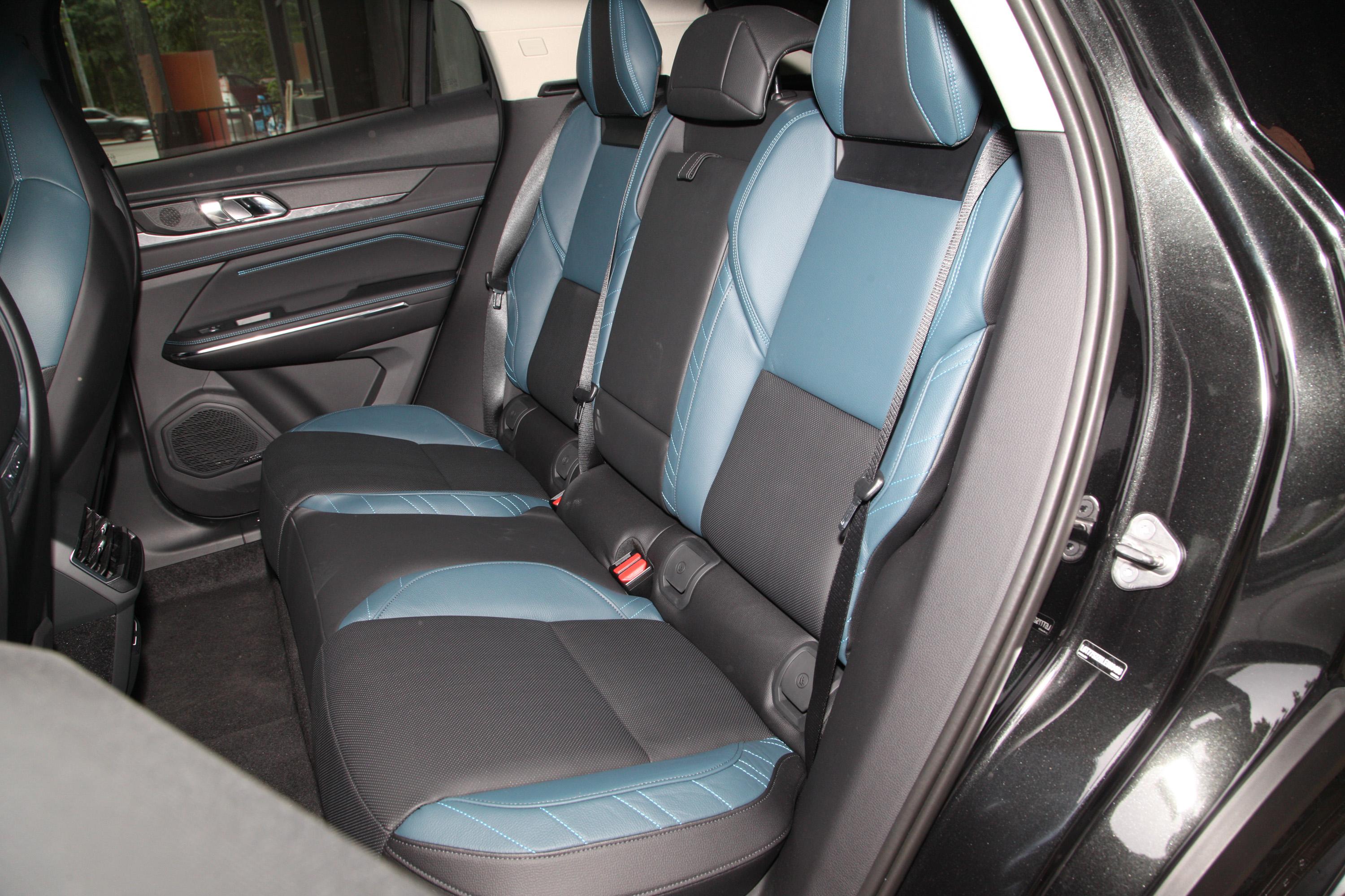 领克05配置-后排-雷达-易车