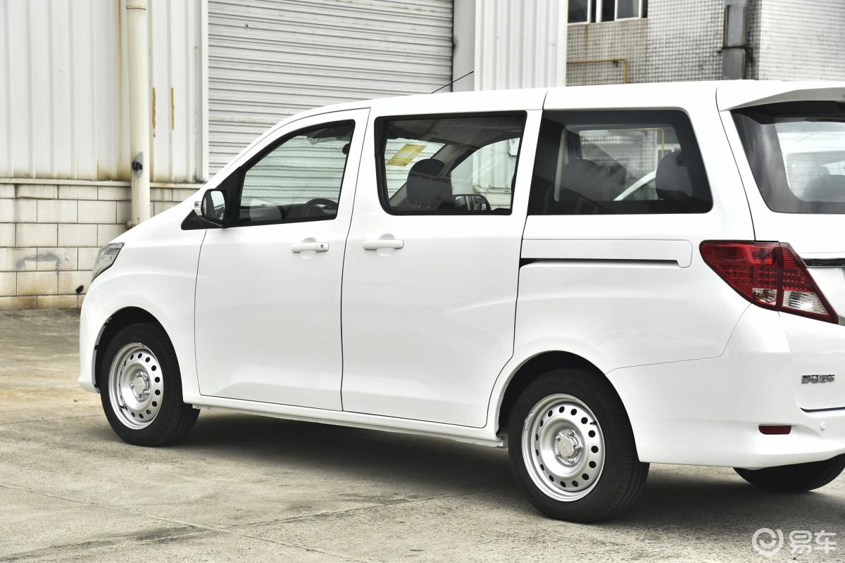 【斯派卡ev2020款r350 精英版外观汽车图片-汽车图片大全】-易车