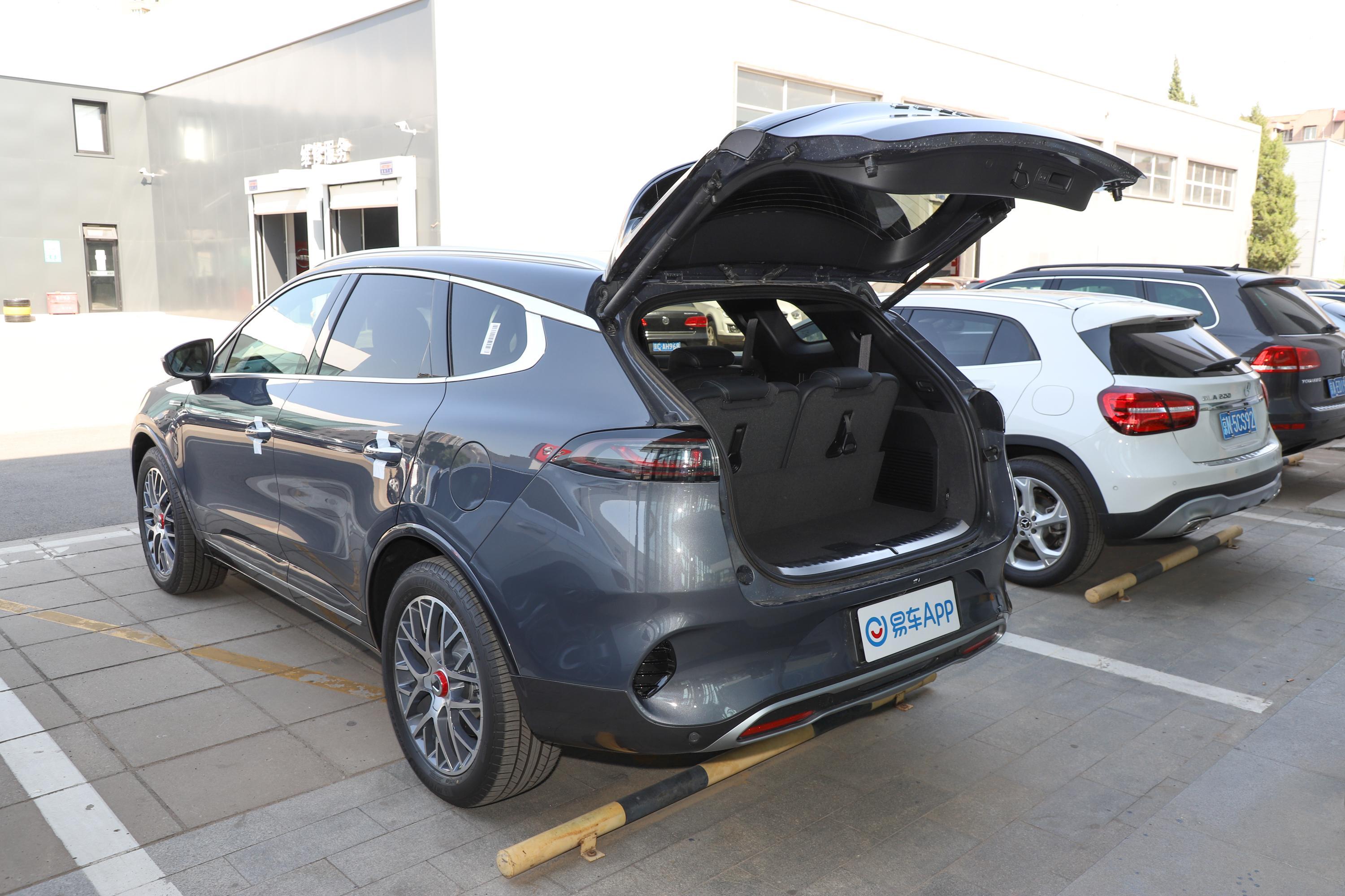 腾势x 纯电动车灯-座椅-气囊-易车