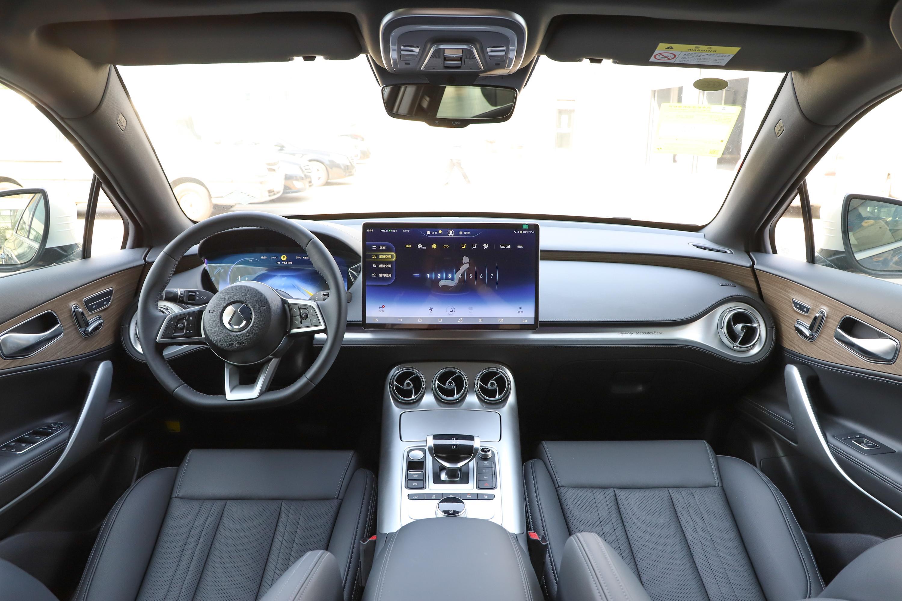 腾势x 纯电动车灯-座椅-气囊-易车