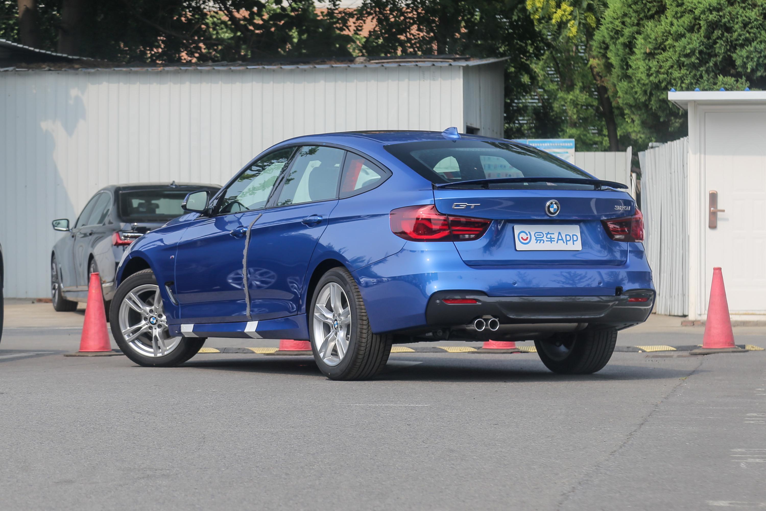 宝马3系gt动力四驱内饰