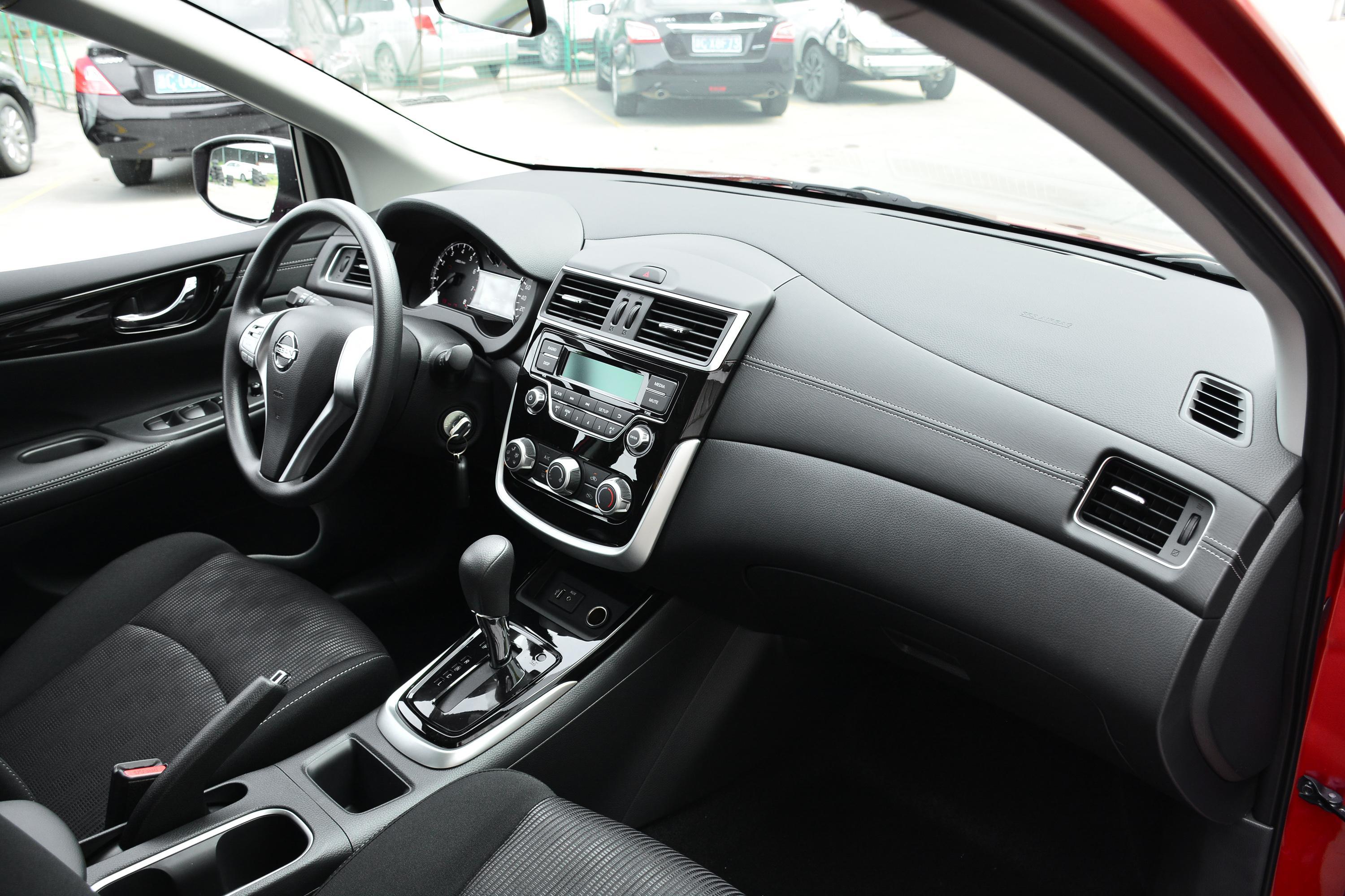 骐达内饰-轴距-发动机-易车