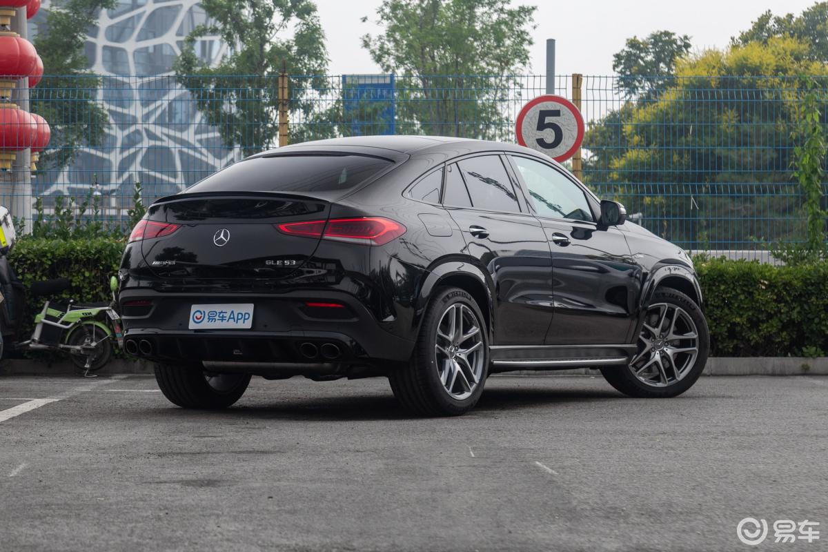 【奔驰gle轿跑 amg2020款amg gle 53 4matic  轿跑suv侧后45度车头