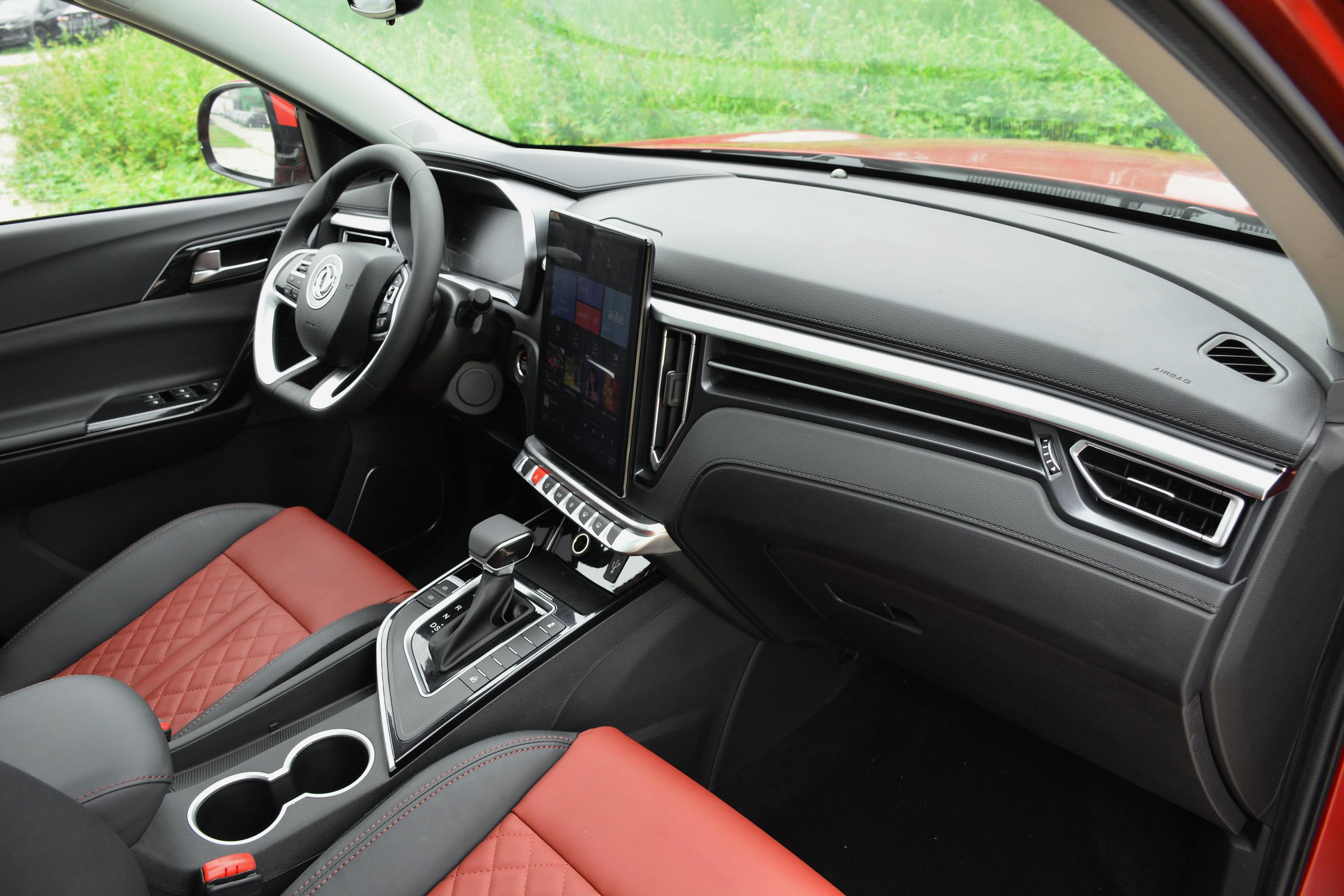 风行t5内饰_空间_配置