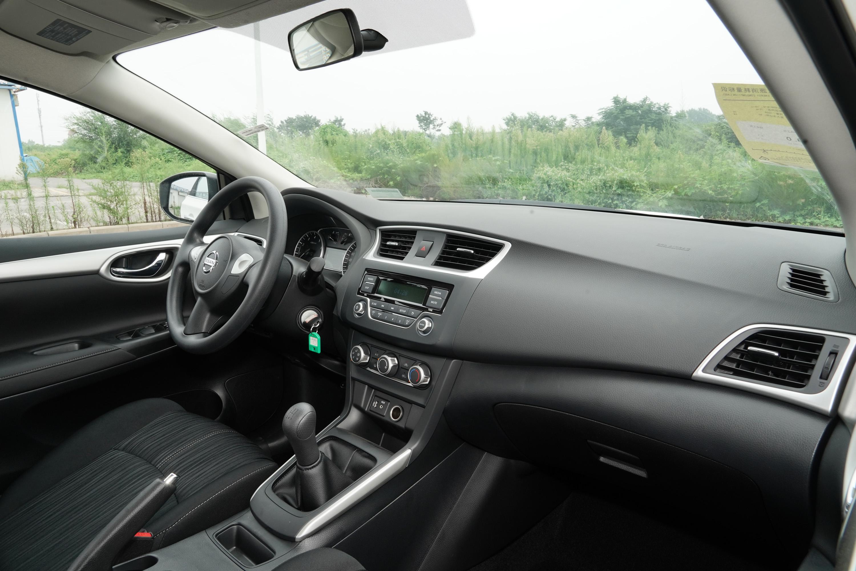 轩逸内饰-空间-扭矩-易车