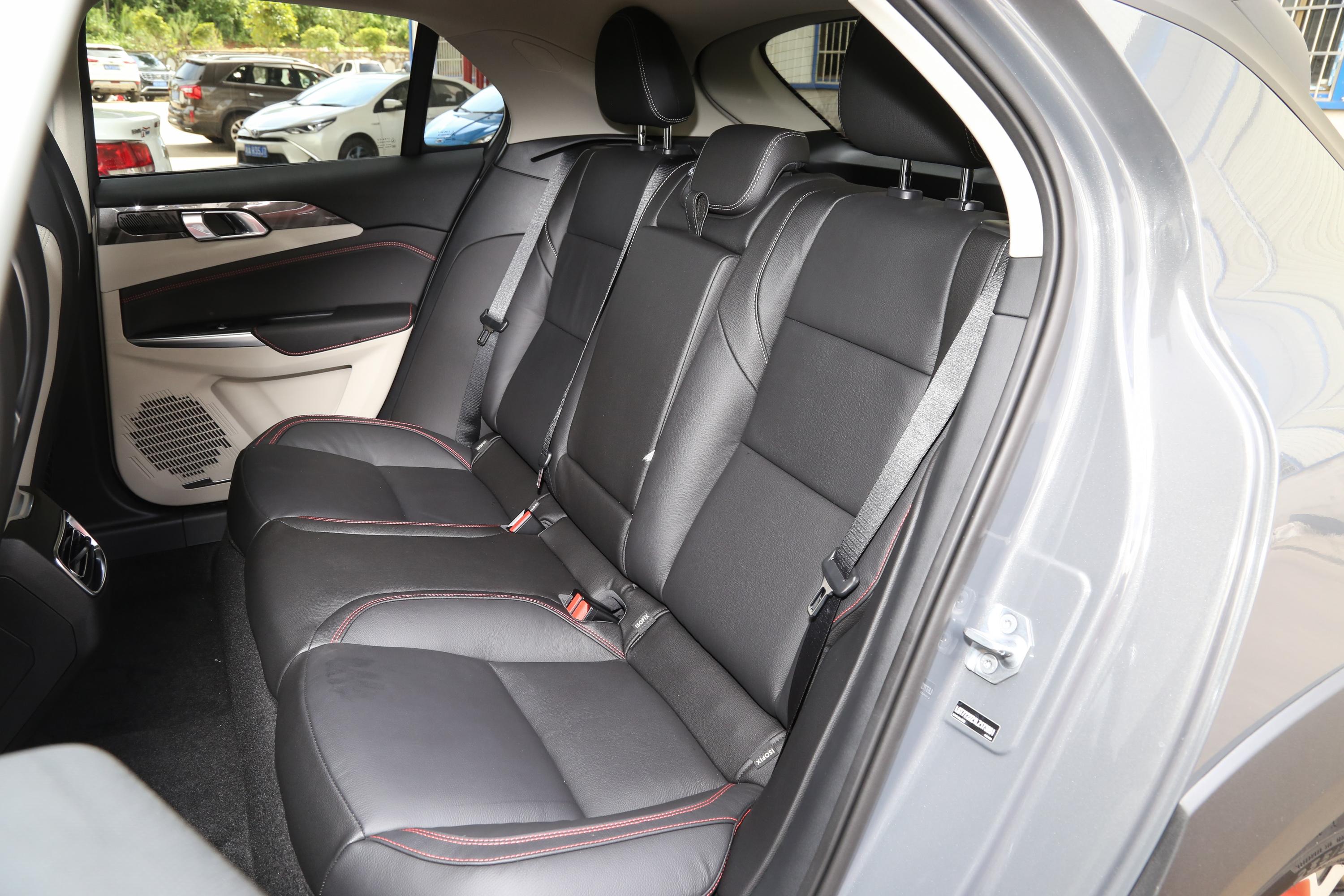 领克02内饰-空间-动力-易车