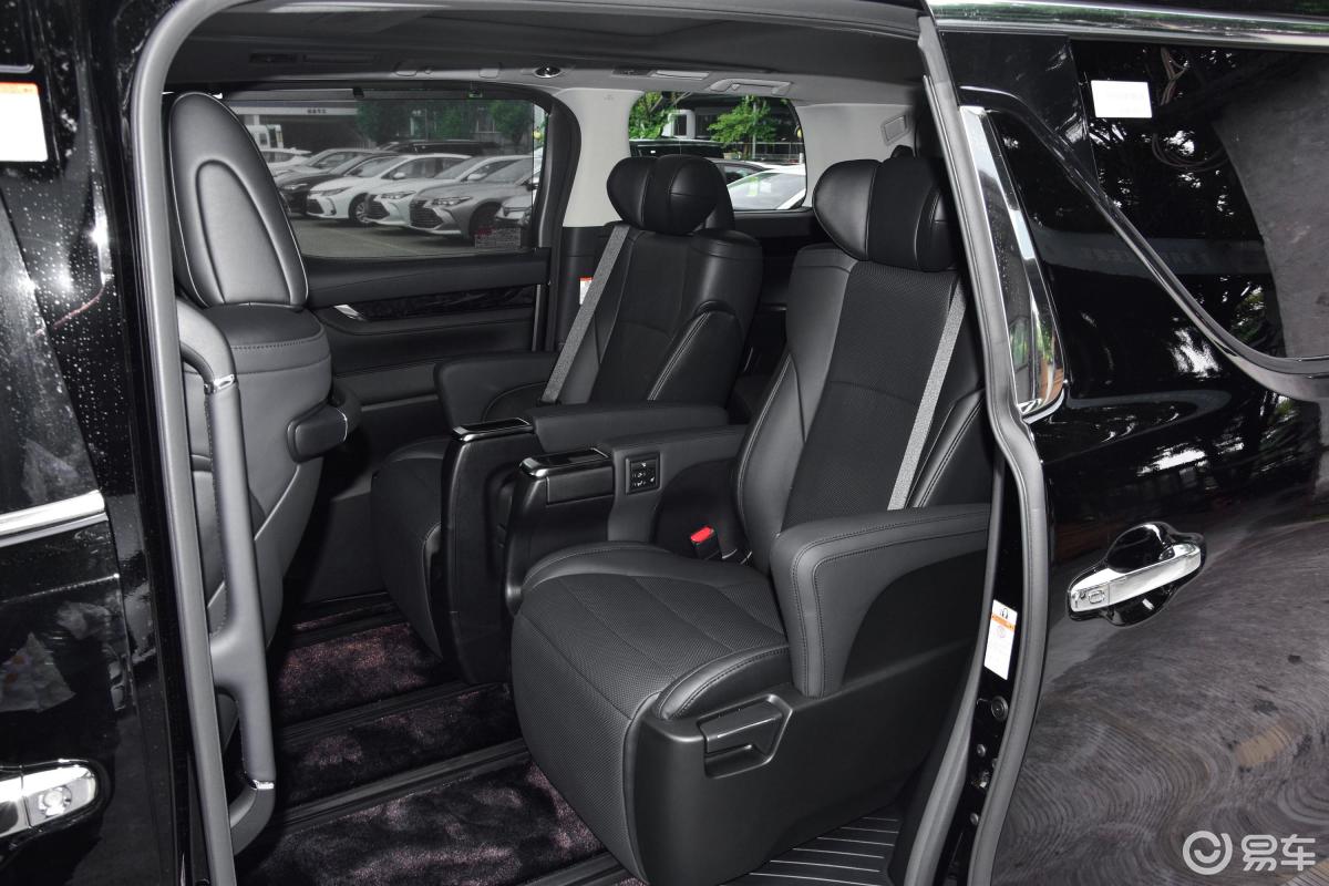 【威尔法2020款2.5l hv豪华版后排座椅汽车图片-汽车图片大全】-易车