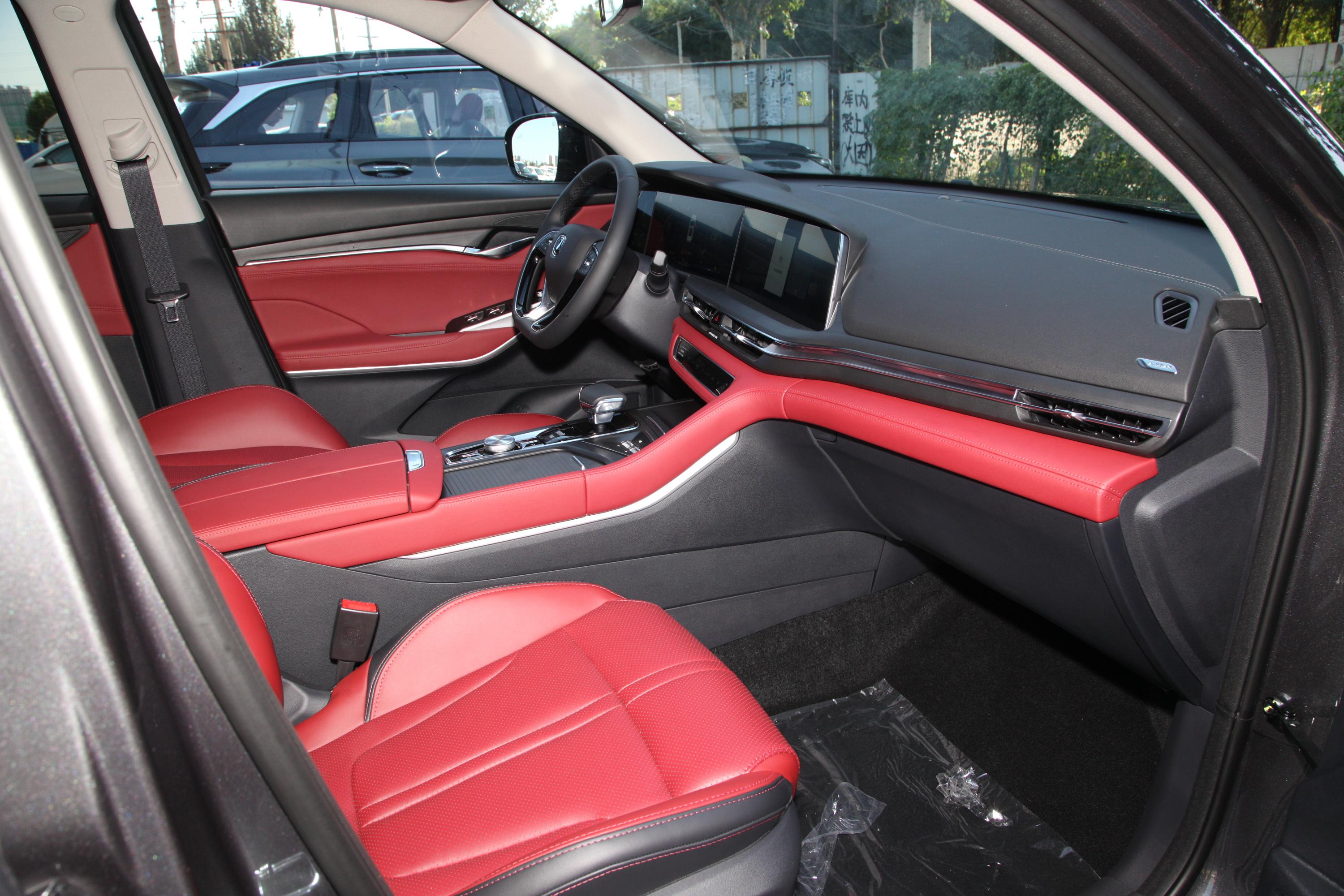 长安cs75plus内饰后排动力