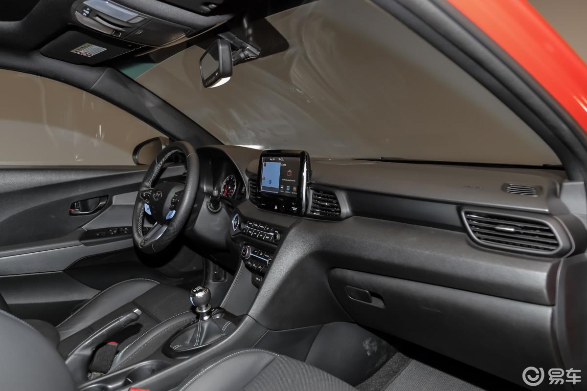 【veloster飞思2020款veloster n内饰全景副驾驶员方向汽车图片-汽车
