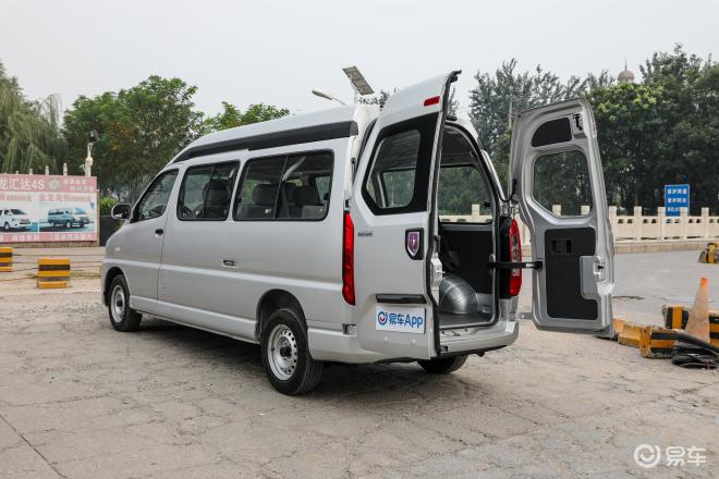 岁末冲量 金杯海狮王送5188元礼包