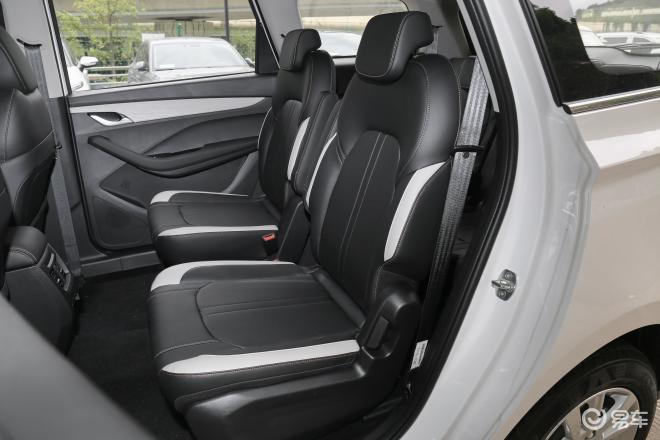 科技感十足还很实用 宝骏360成交价4.34万起