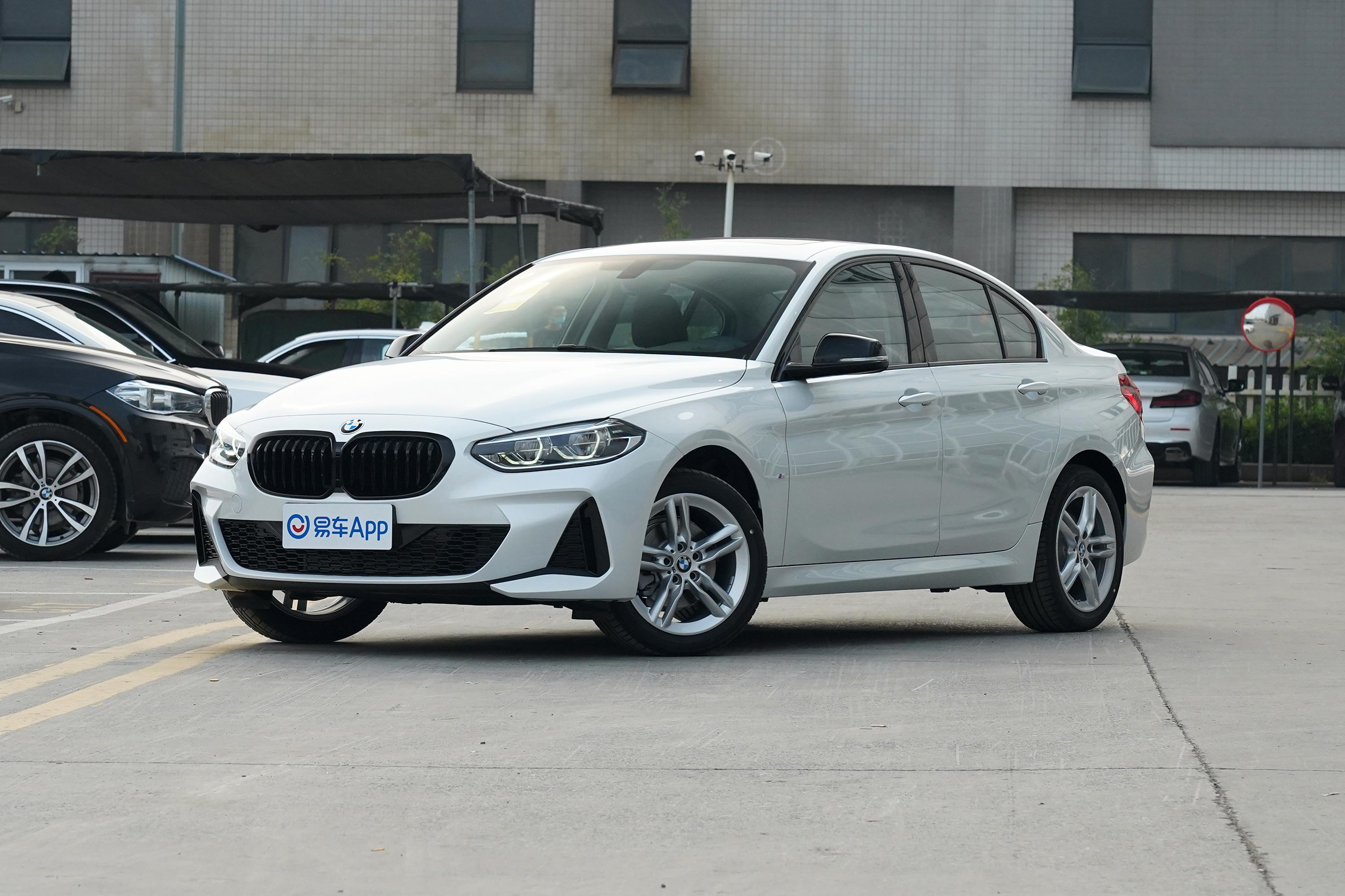 搭载2 0t 湿式双离合 Dct 宝马1系配置如何 易车