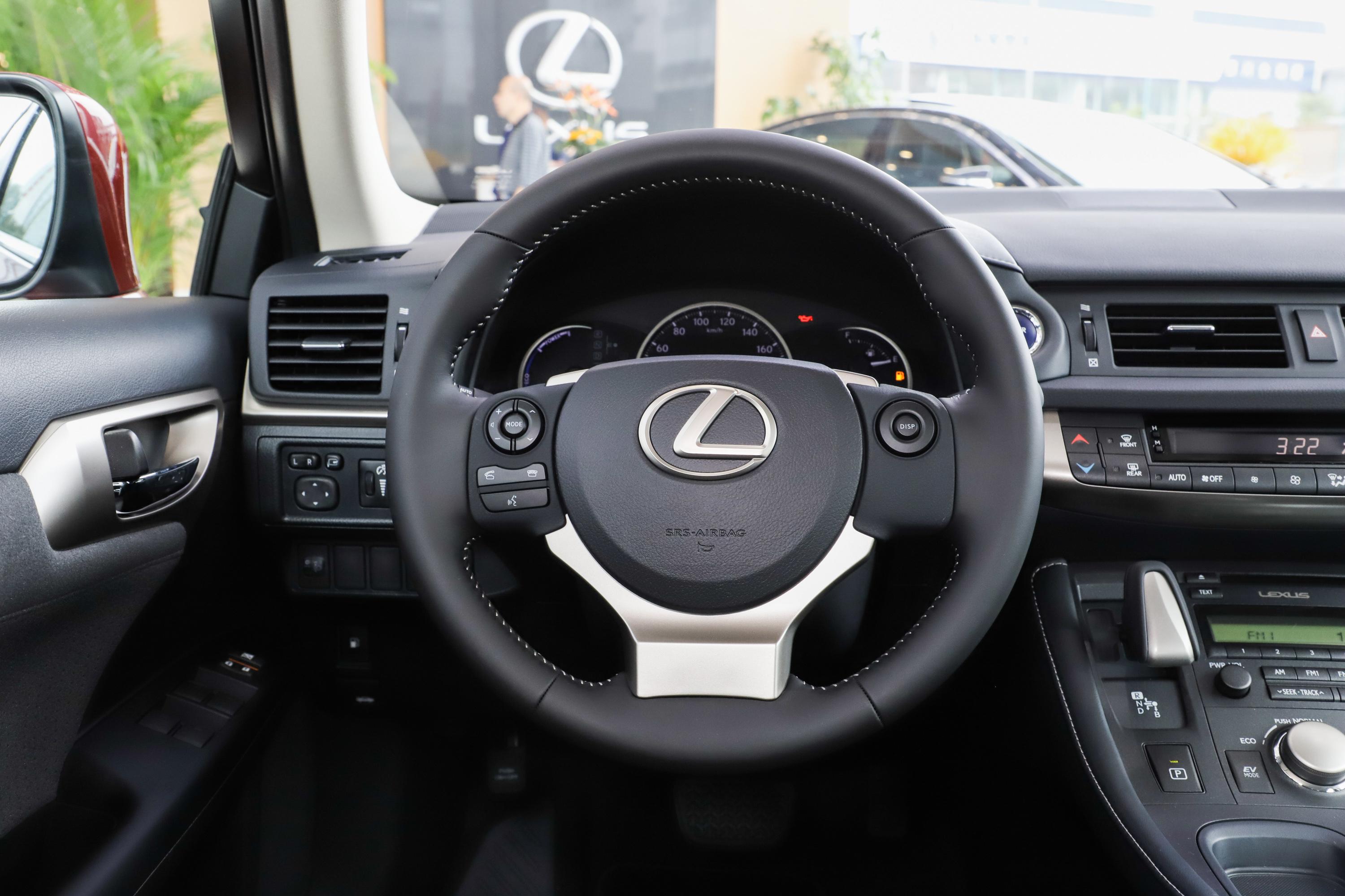 雷克萨斯ct车灯-方向盘-气囊-易车