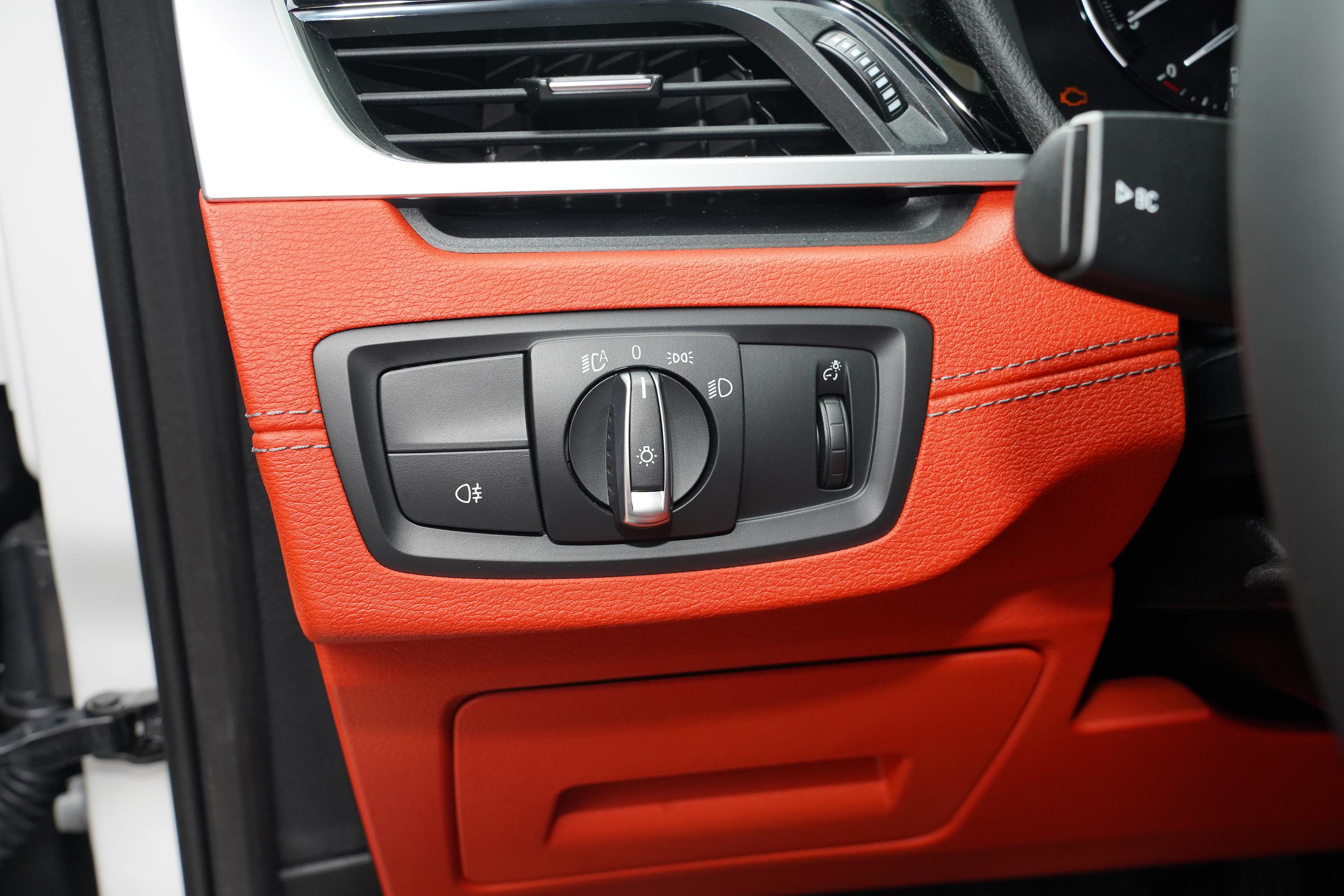 宝马x2车灯_座椅_气囊