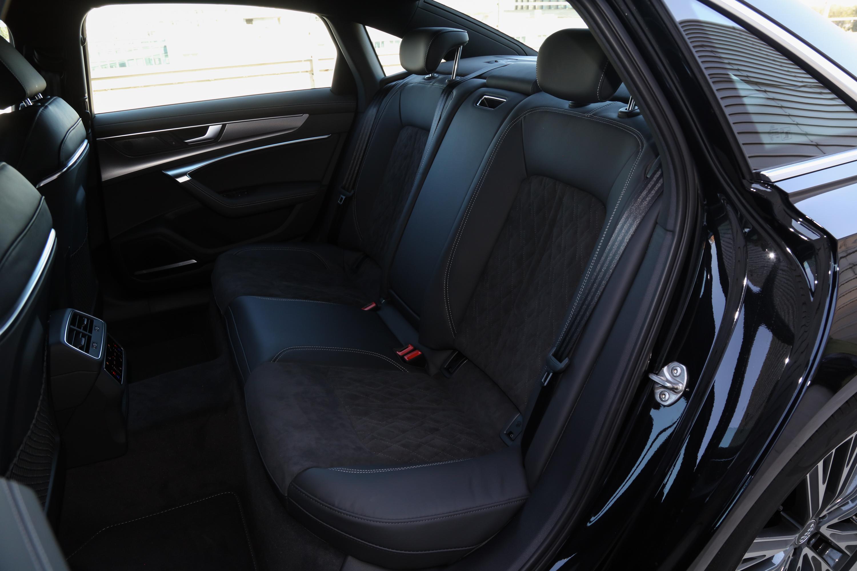 奥迪a6l内饰-轴距-动力-易车