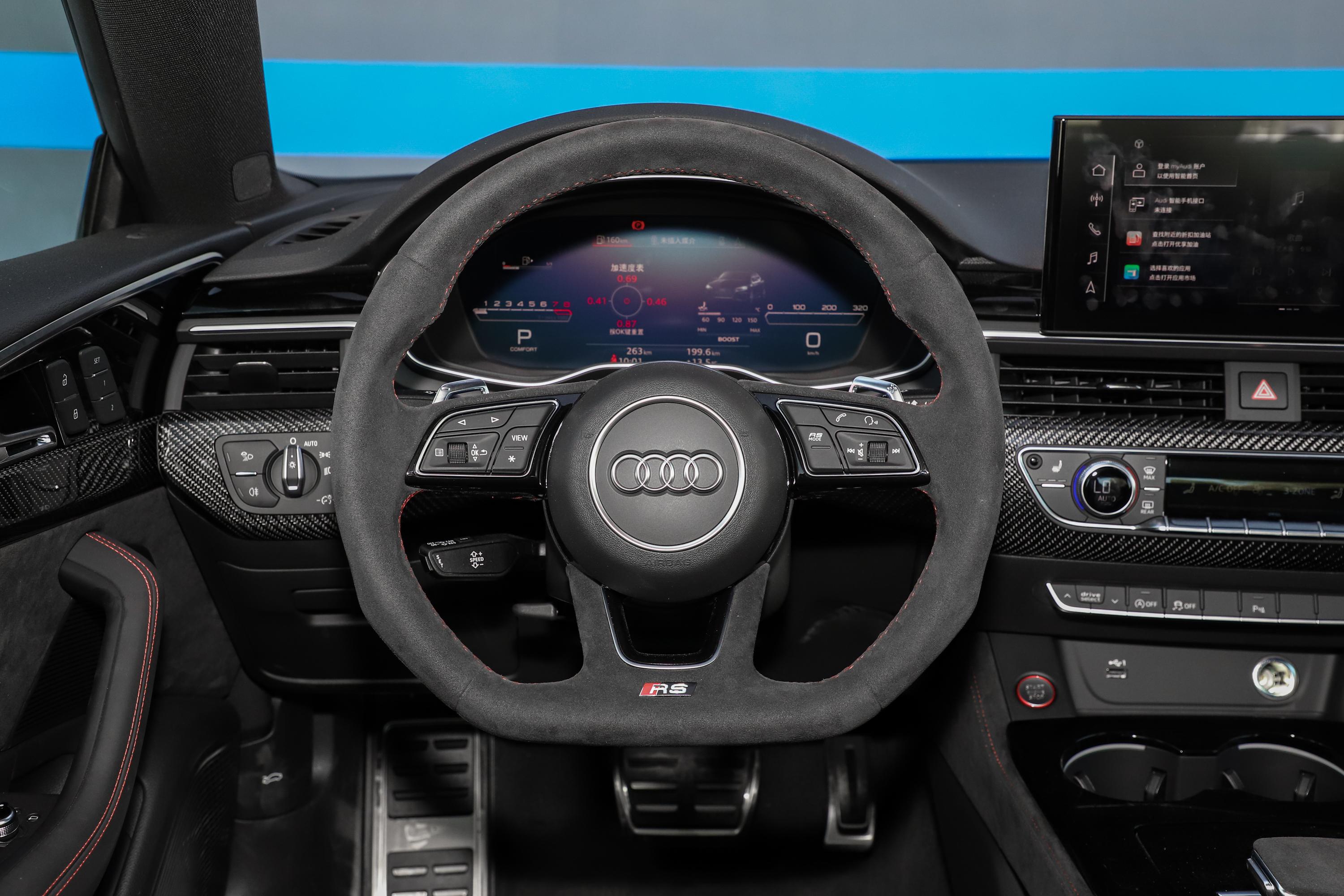 奥迪rs 5车灯_方向盘_气囊