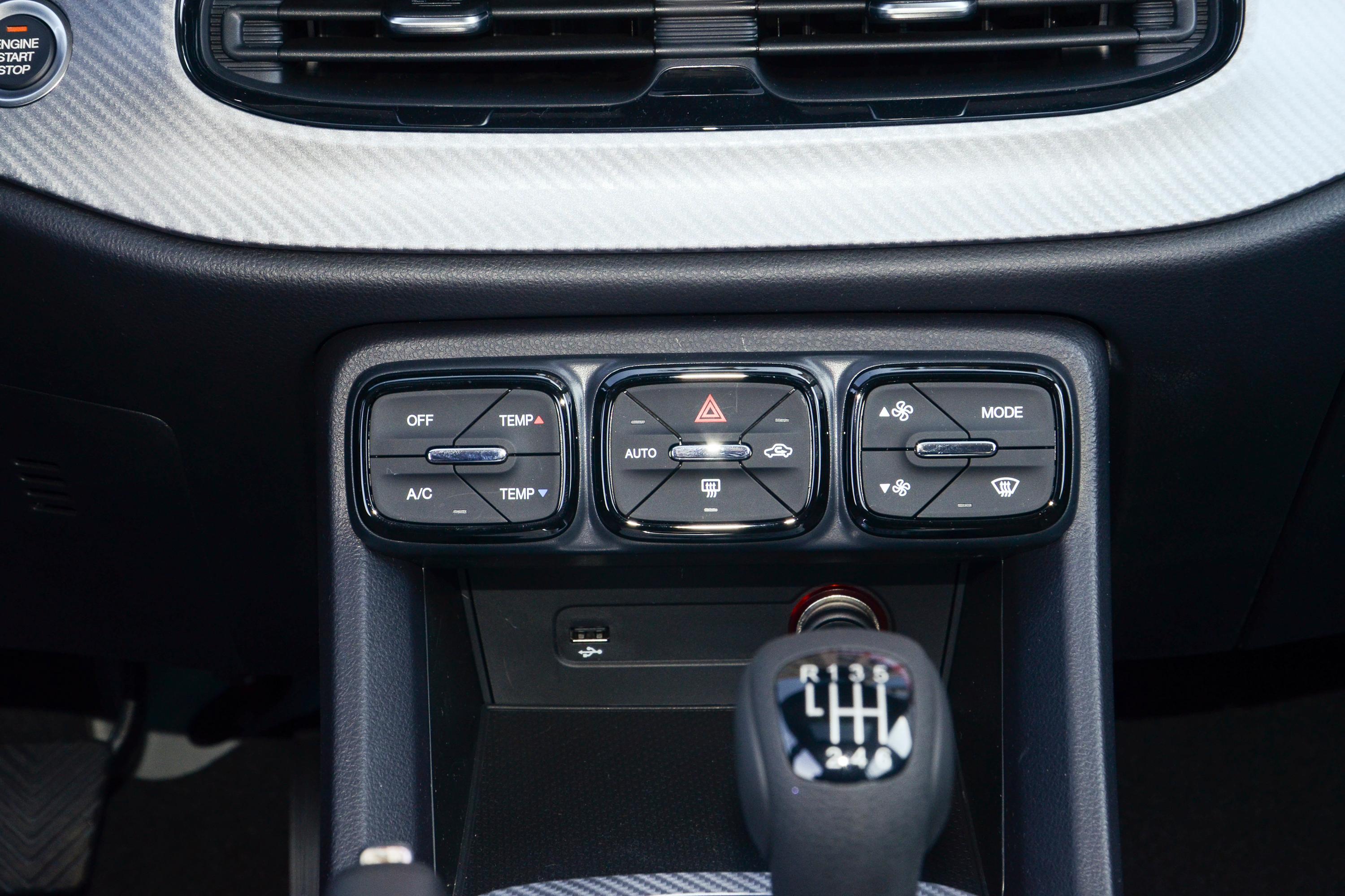 传祺gs3车尾_座椅_气囊