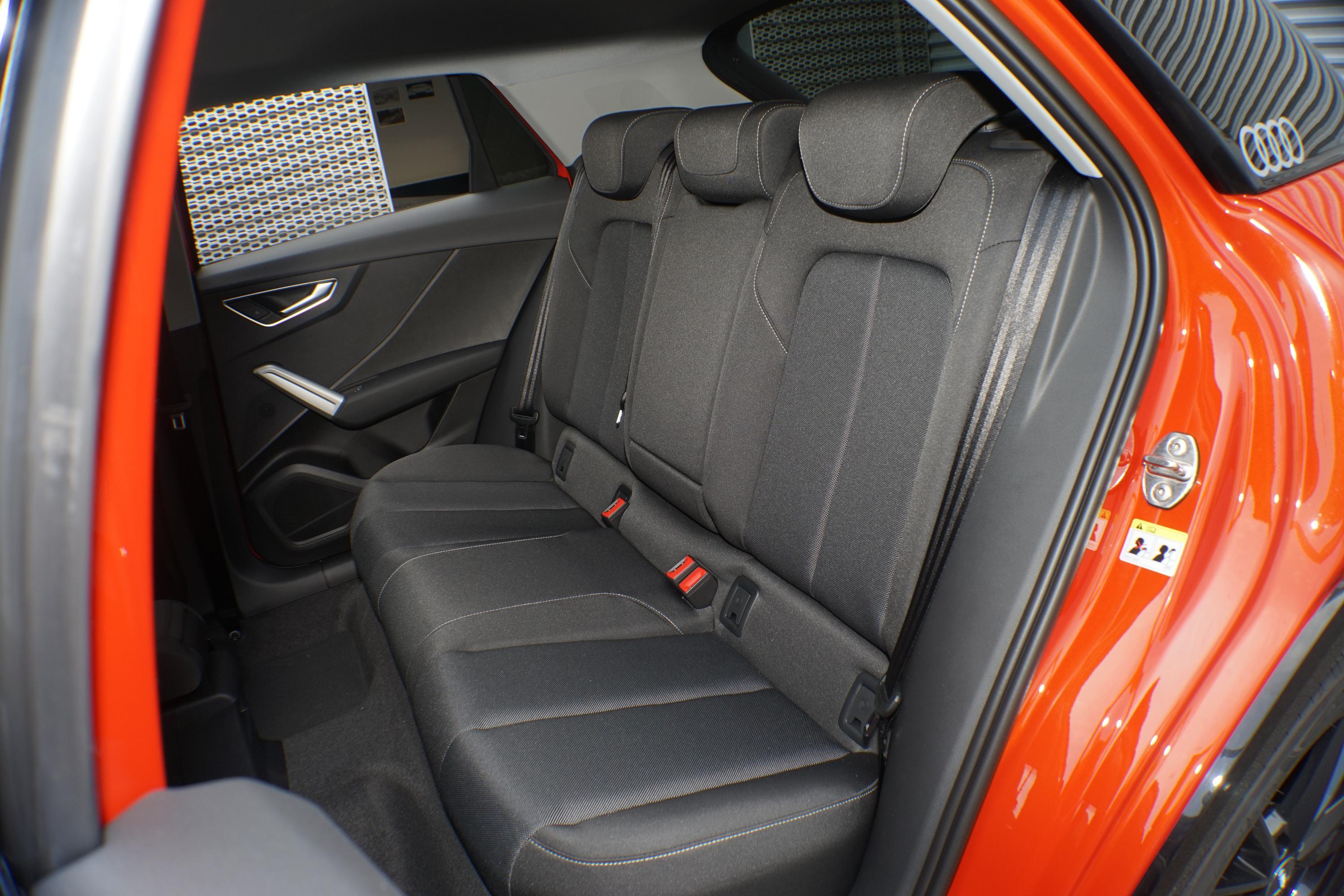 奥迪q2l驻车-轴距-动力-易车