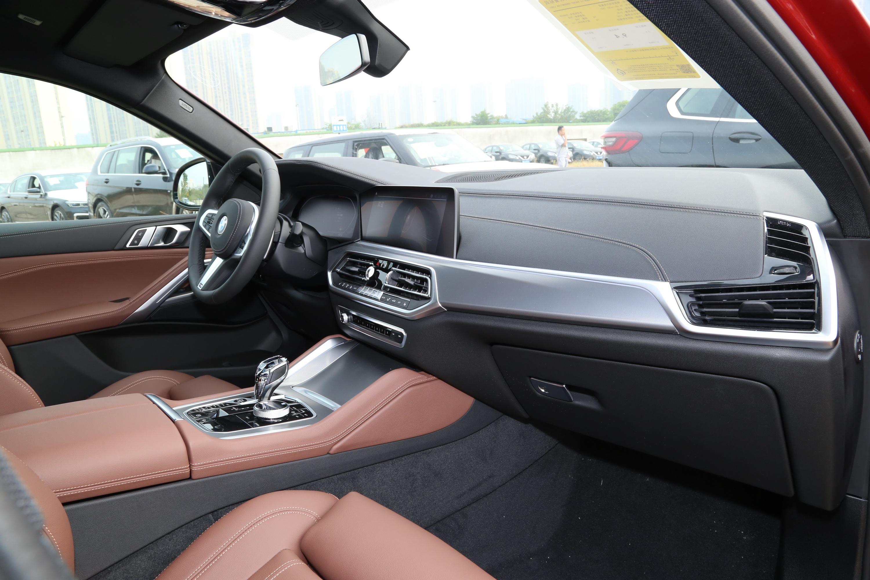 宝马x6内饰-轴距-发动机-易车