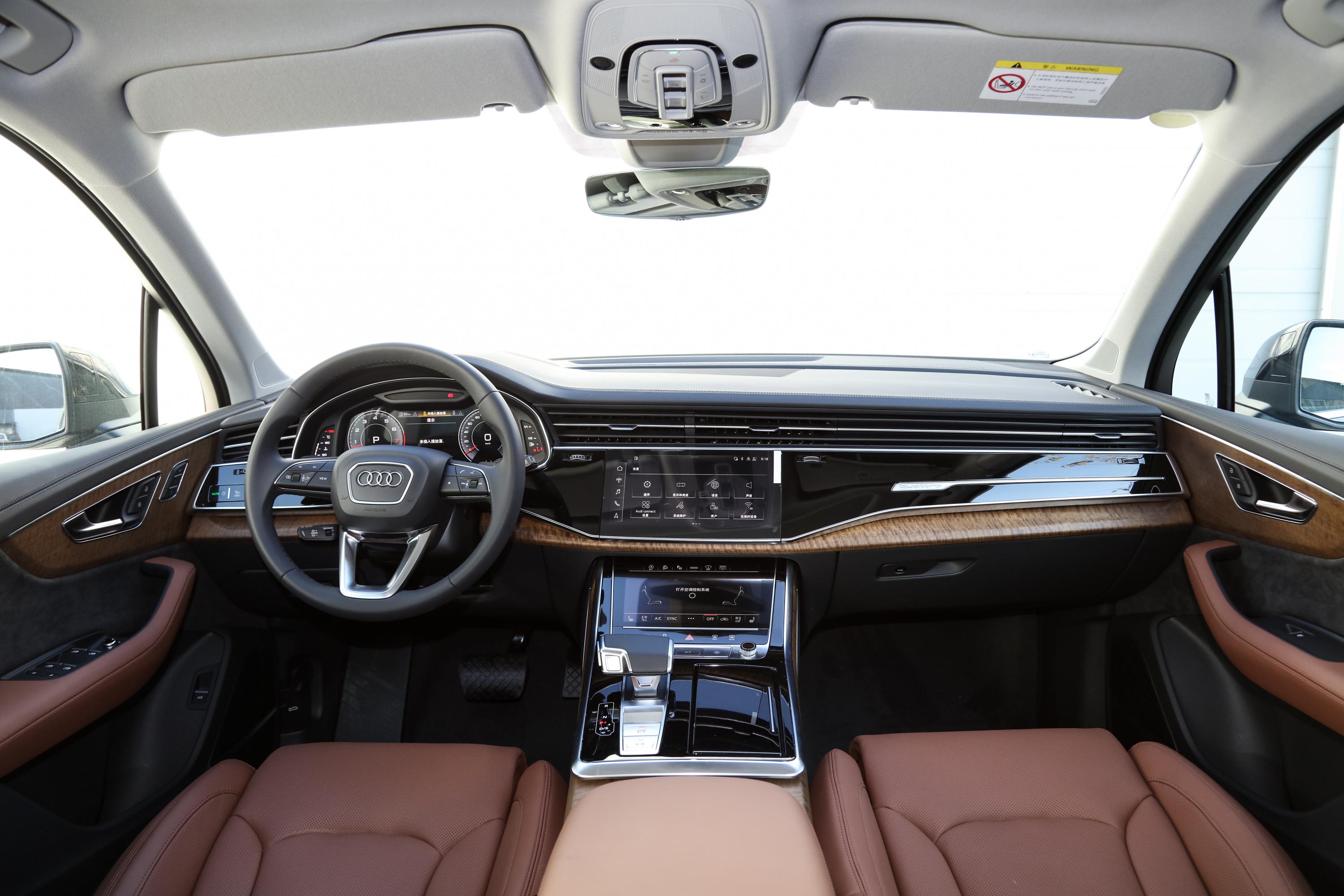 奥迪q7内饰-后排-发动机-易车