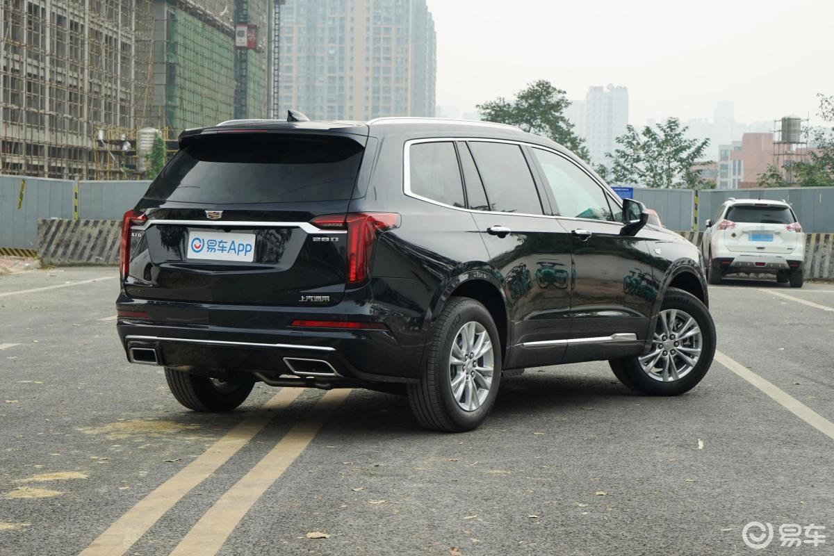 【凯迪拉克xt62021款28t 两驱 风尚型 6座侧后45度车头向右水平汽车